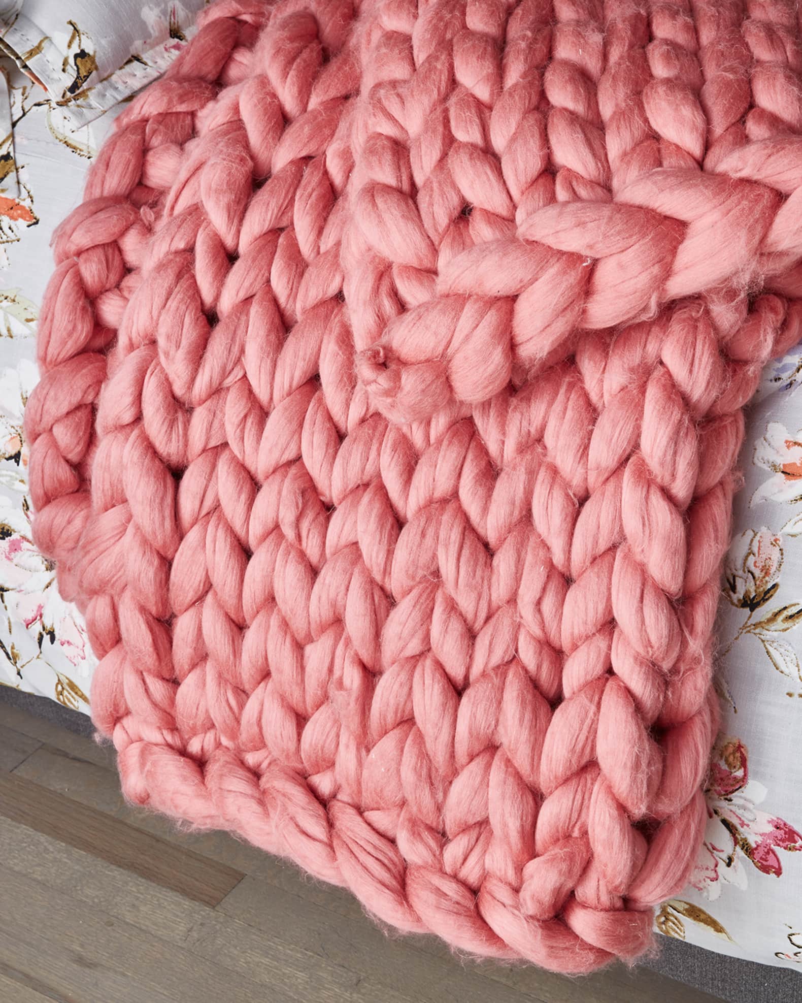 Ava Chunky Throw Blanket 0