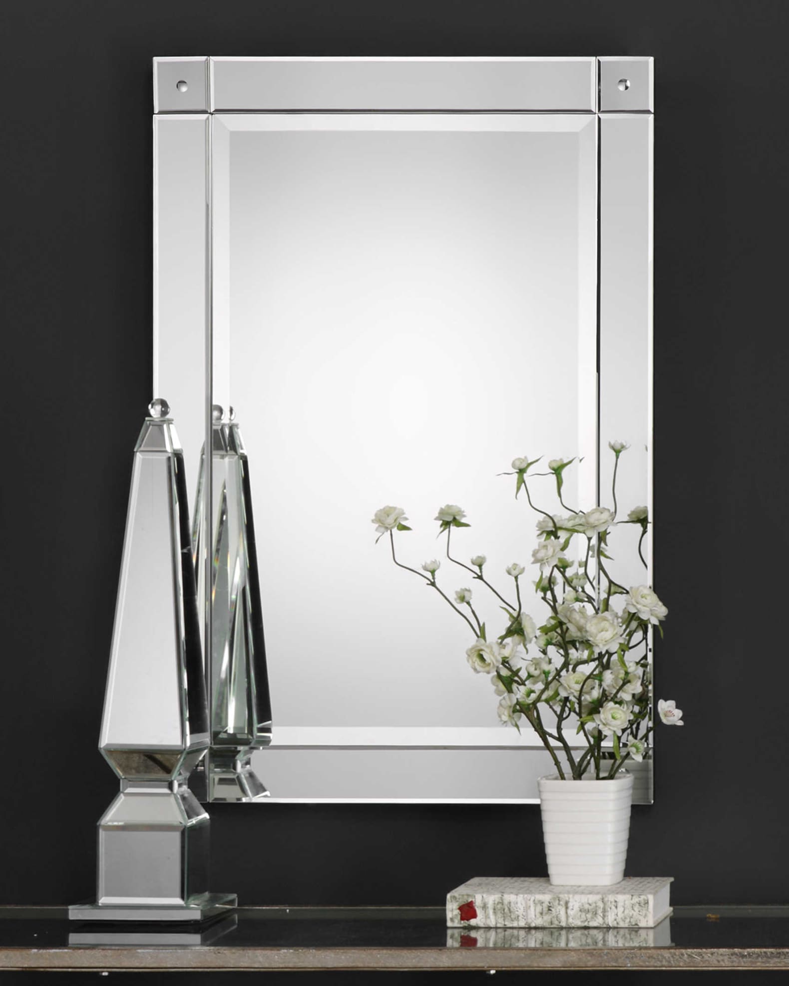 Mirror with Convex Detailed Corners 1