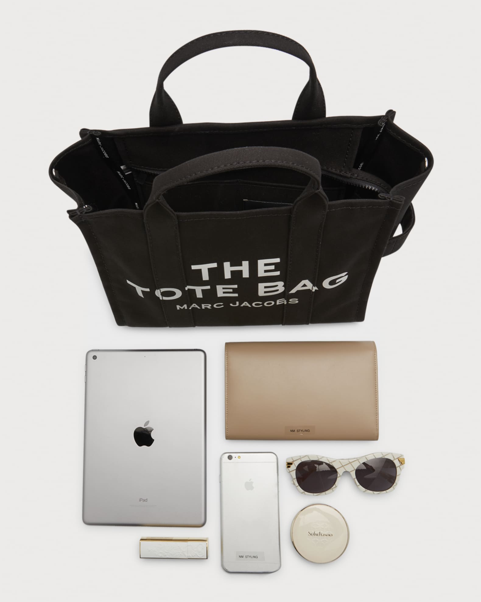 Marc Jacobs The Medium Canvas Tote Bag | Neiman Marcus