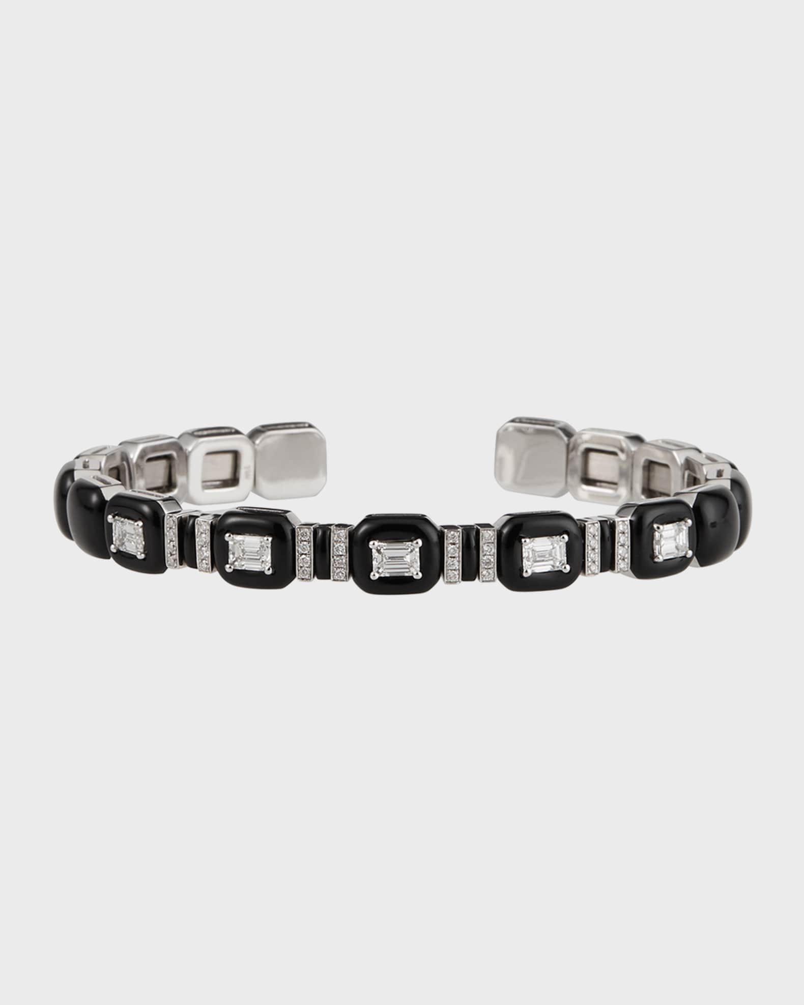 Totally traveler new arrivals black bracelet