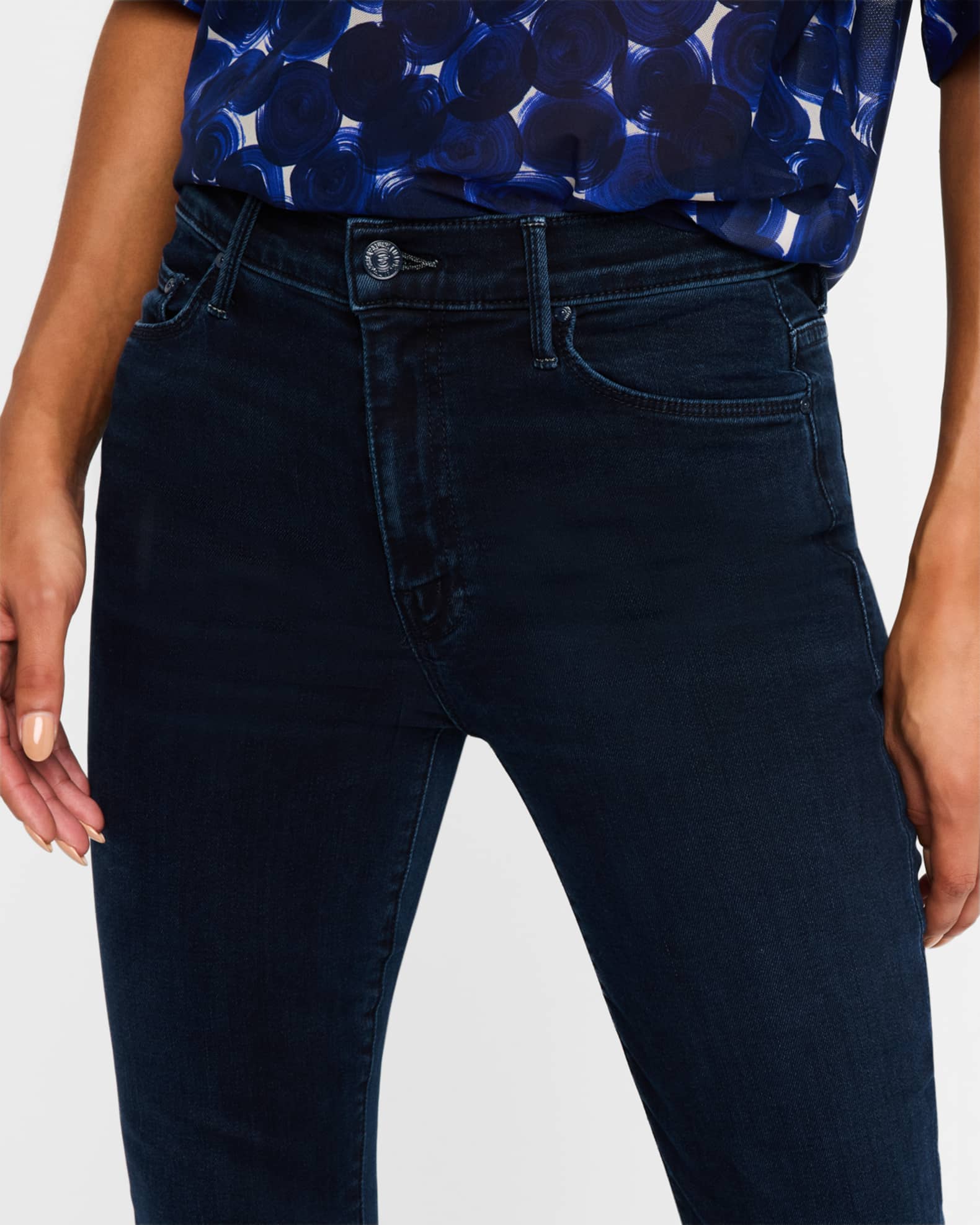 MOTHER THE WEEKENDER FRAY 26 フレアデニム MOTHER The Weekender Fray Jeans | Neiman Marcus