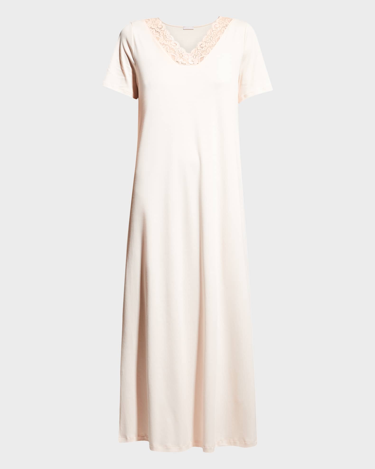 Hanro Short-sleeved cotton nightgown MOMENTS