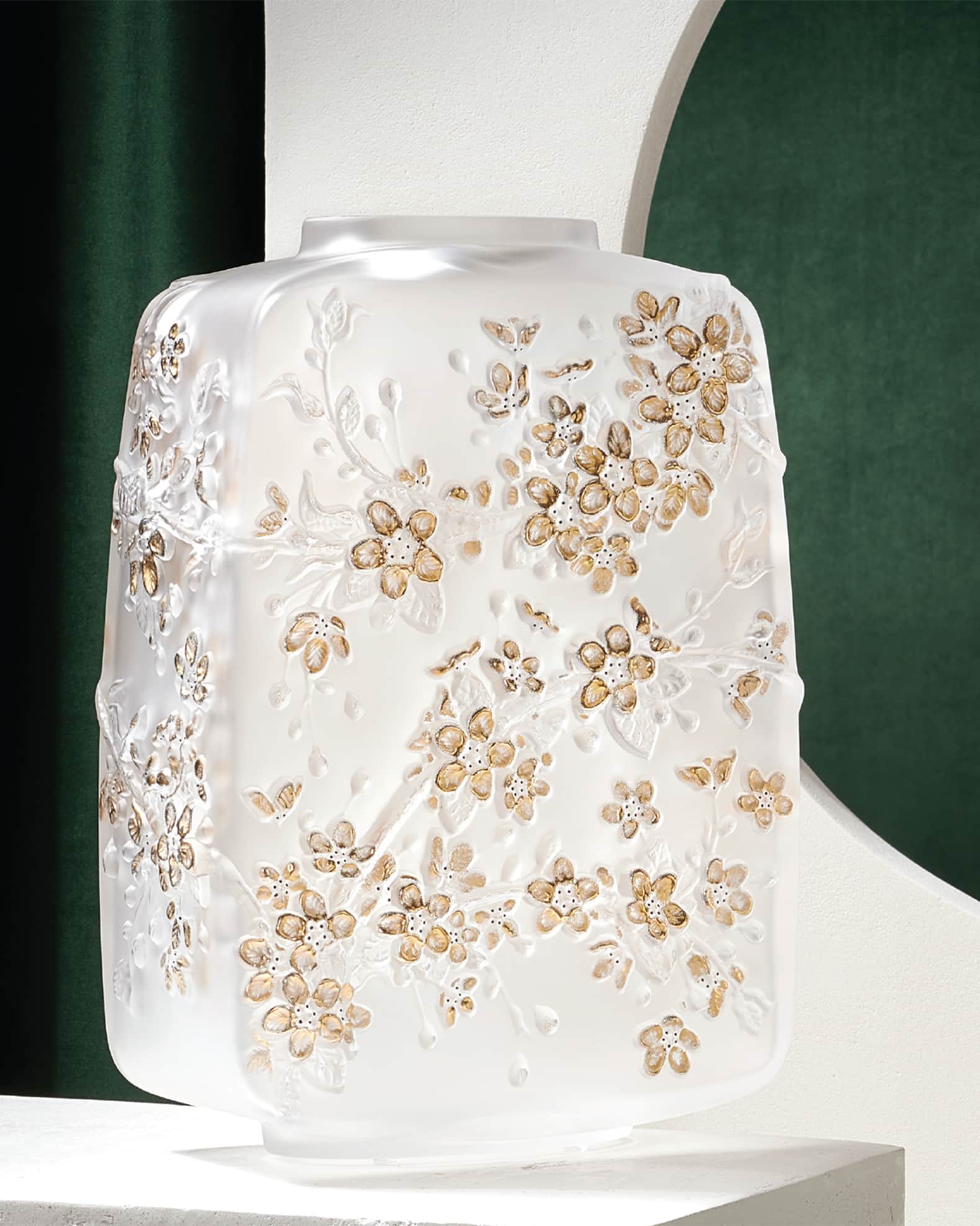 Fleurs de Cerisier Vase 1