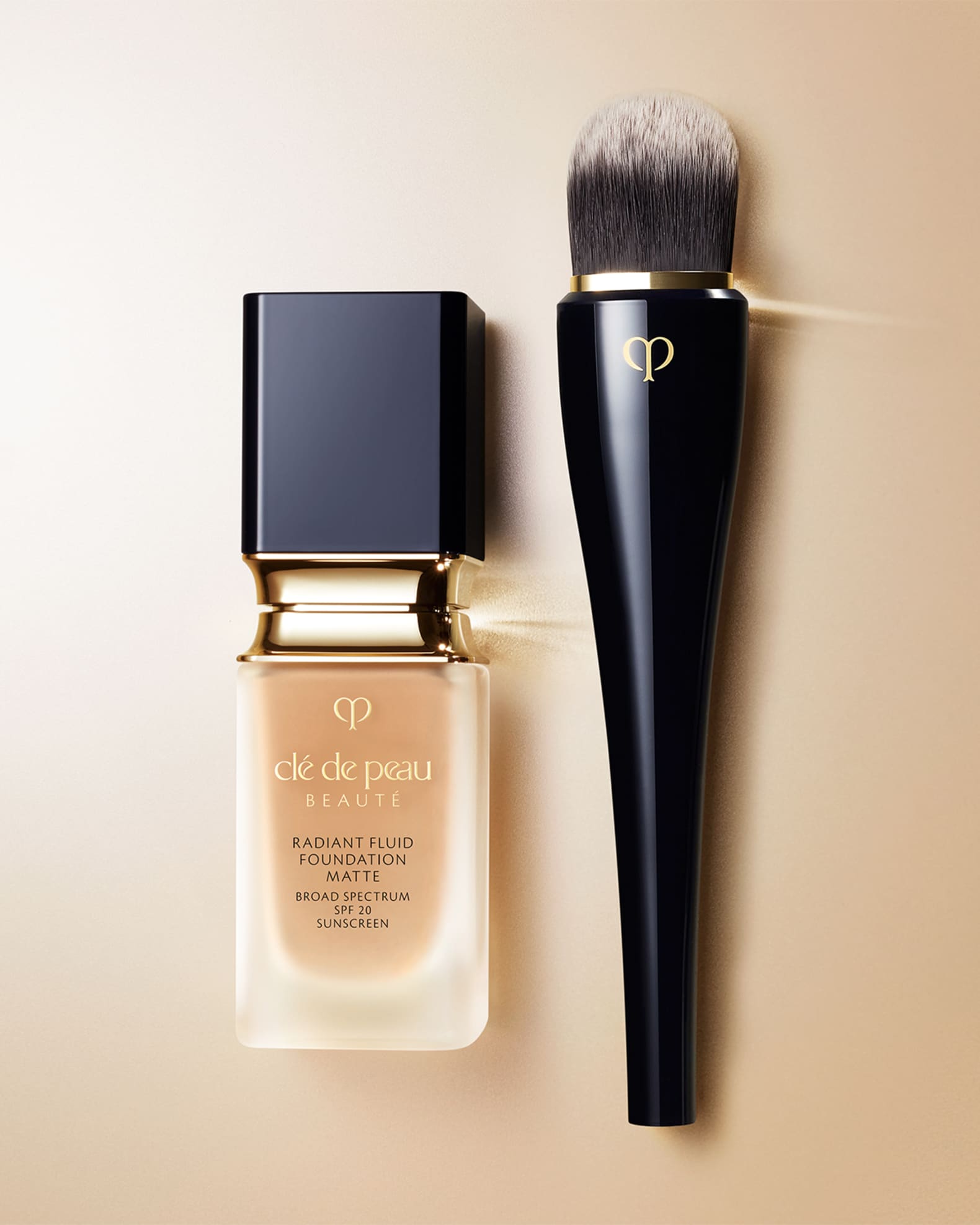 Light Coverage Foundation Brush 1