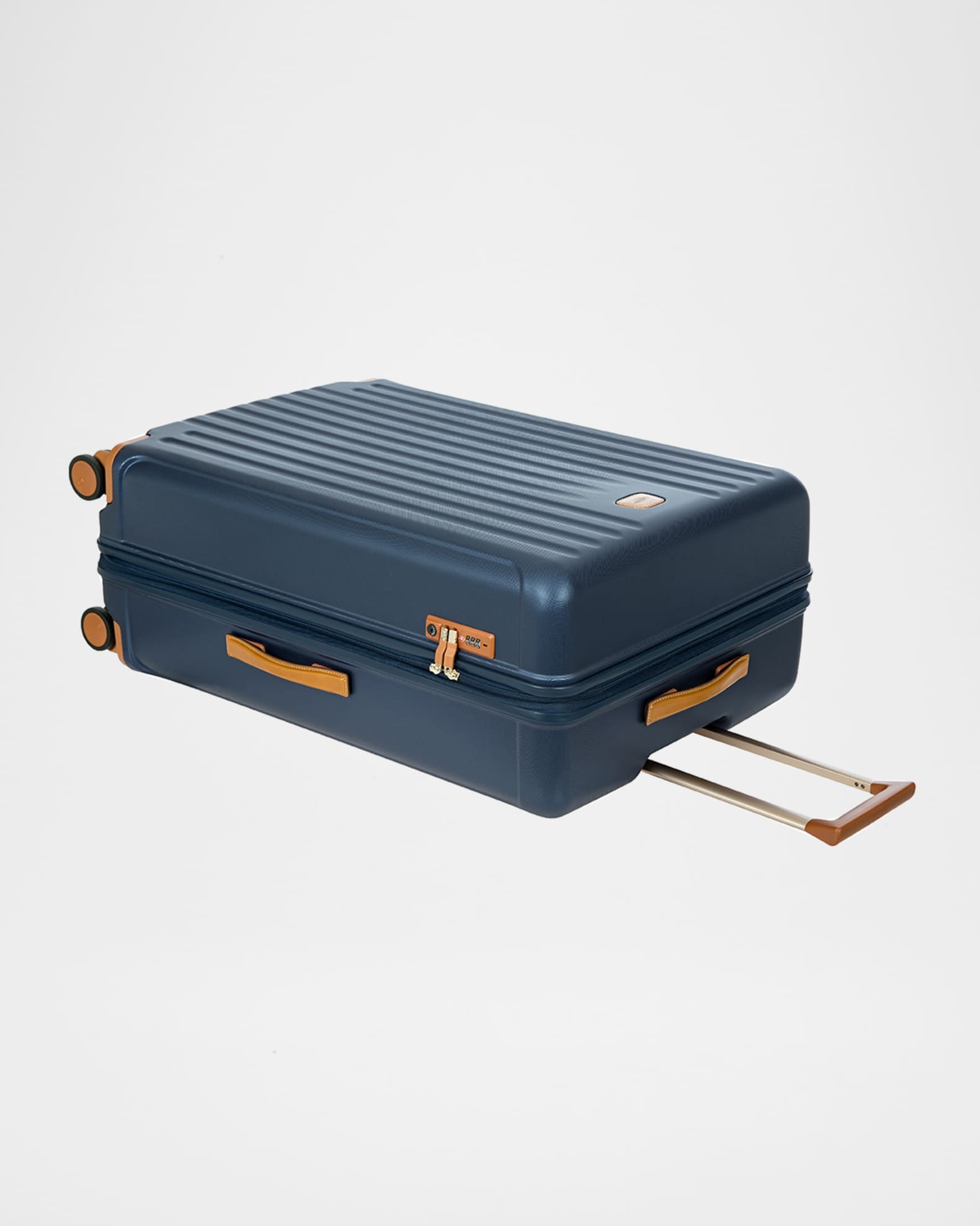 Capri 2.0 32" Spinner Expandable Luggage 1
