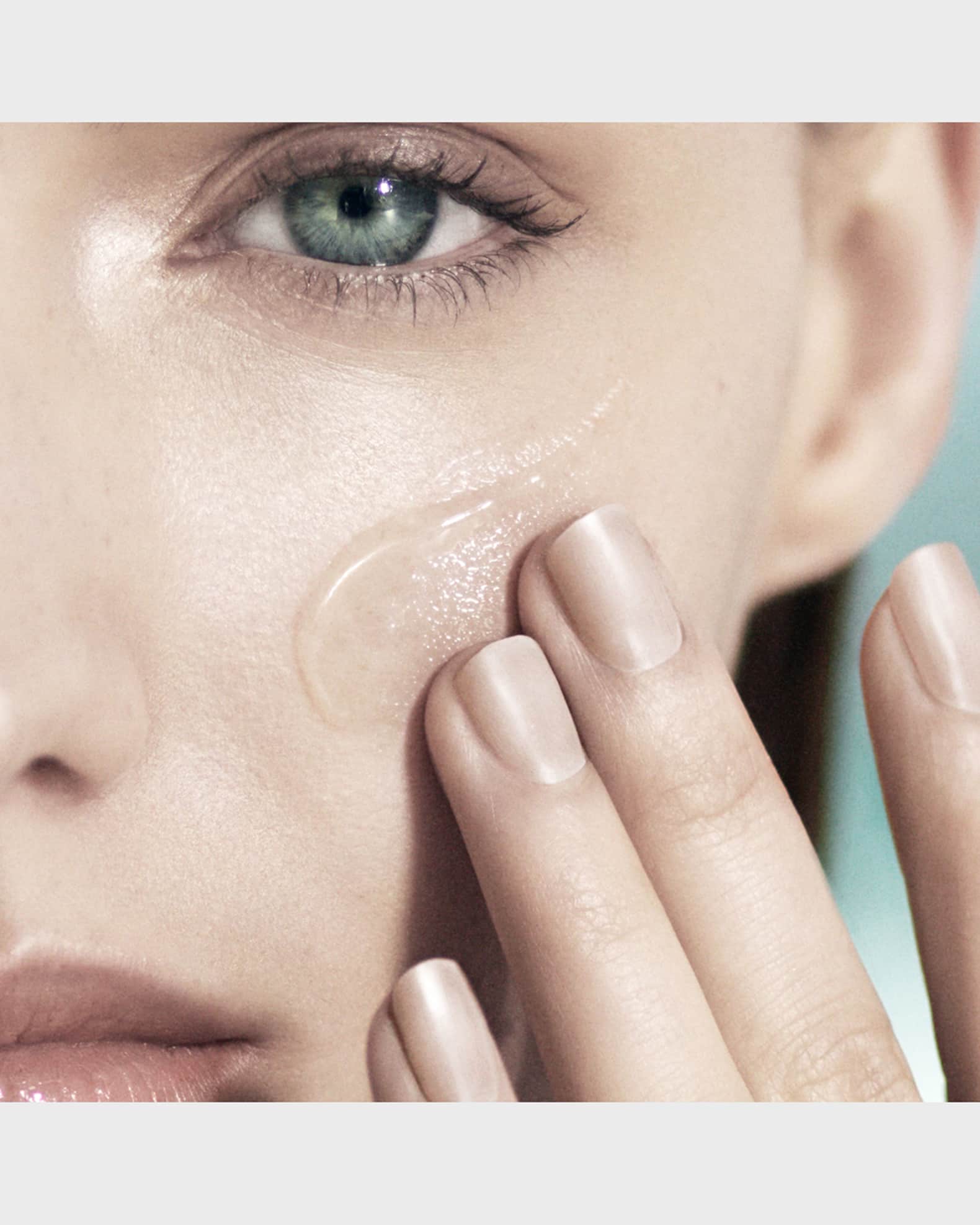 The Concentrate - Soothing & Strengthening Face Serum 1