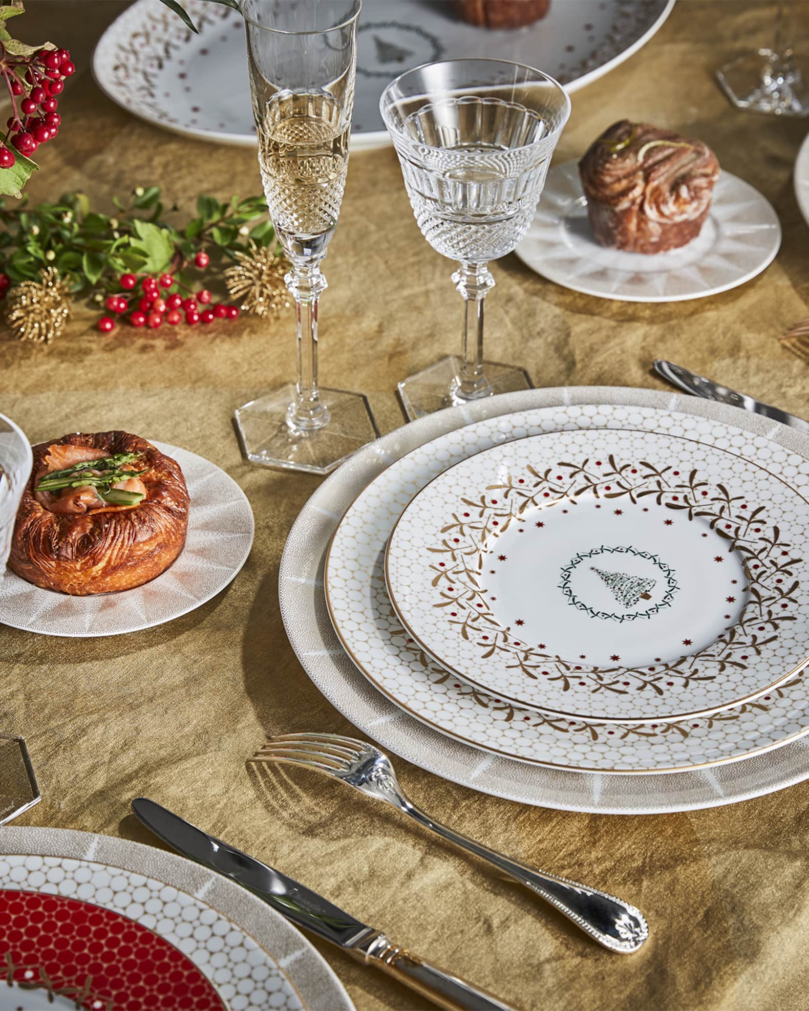Noel Bread & Butter Plate 1