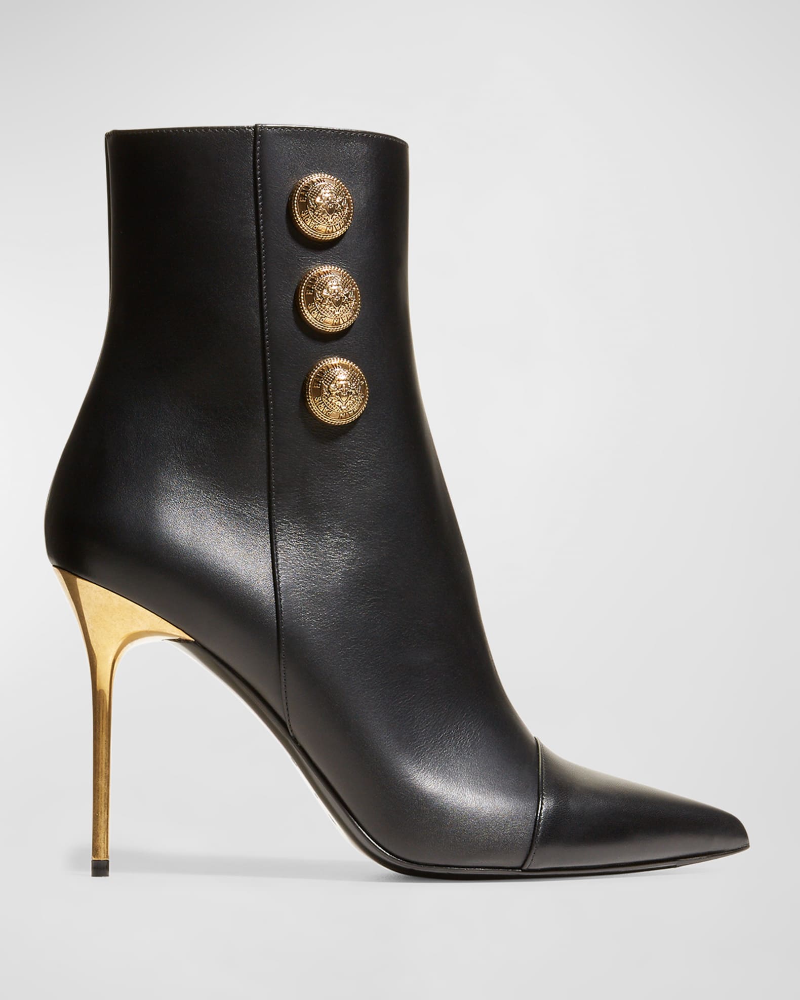 The Epitome of Chic: Balmain's Roni Boot