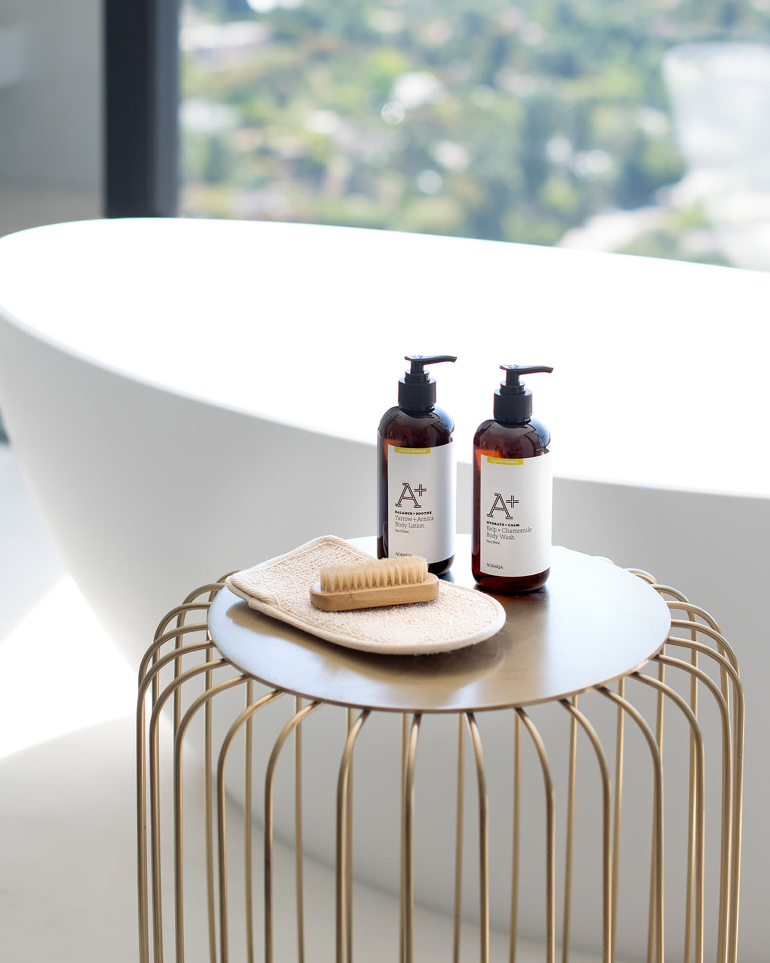 Lemon Verbena A+ Kelp + Chamomile Body Wash, 12 oz./ 354 mL 1