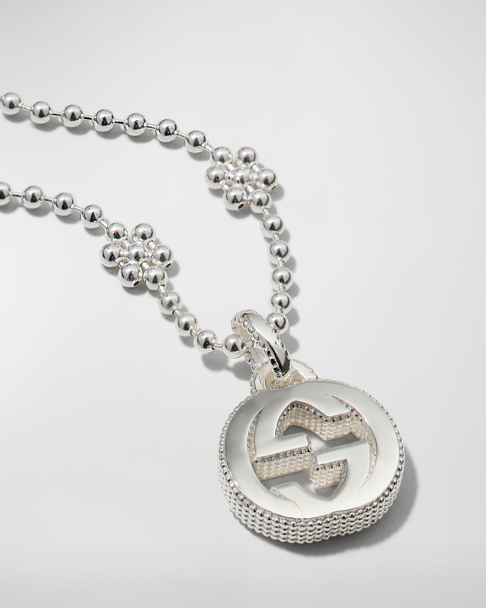 Gucci silver interlocking g necklace 2025