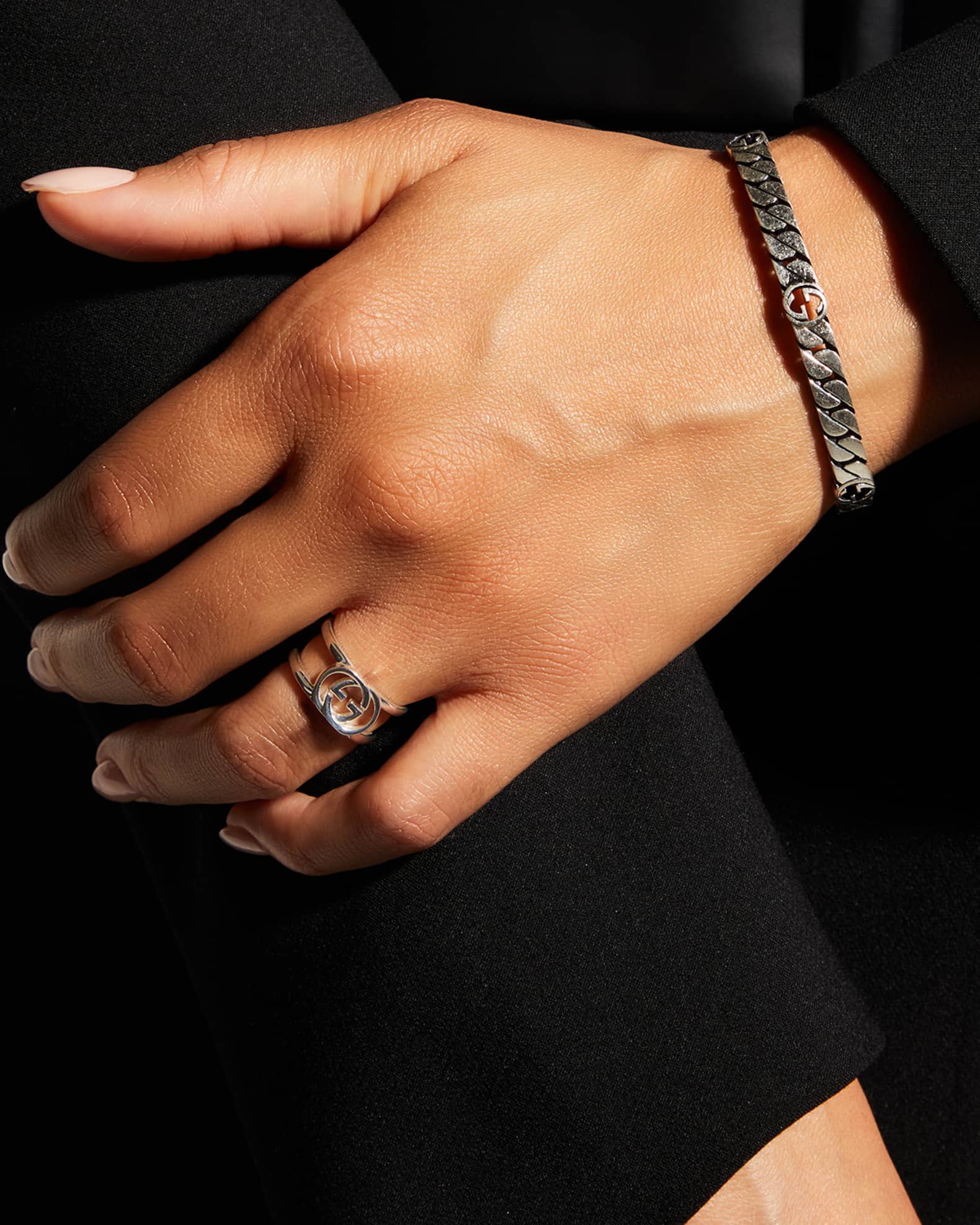 【GUCCI】Interlocking G Chain Ring Gucci Unisex Sterling Silver Interlocking G Ring | Saks