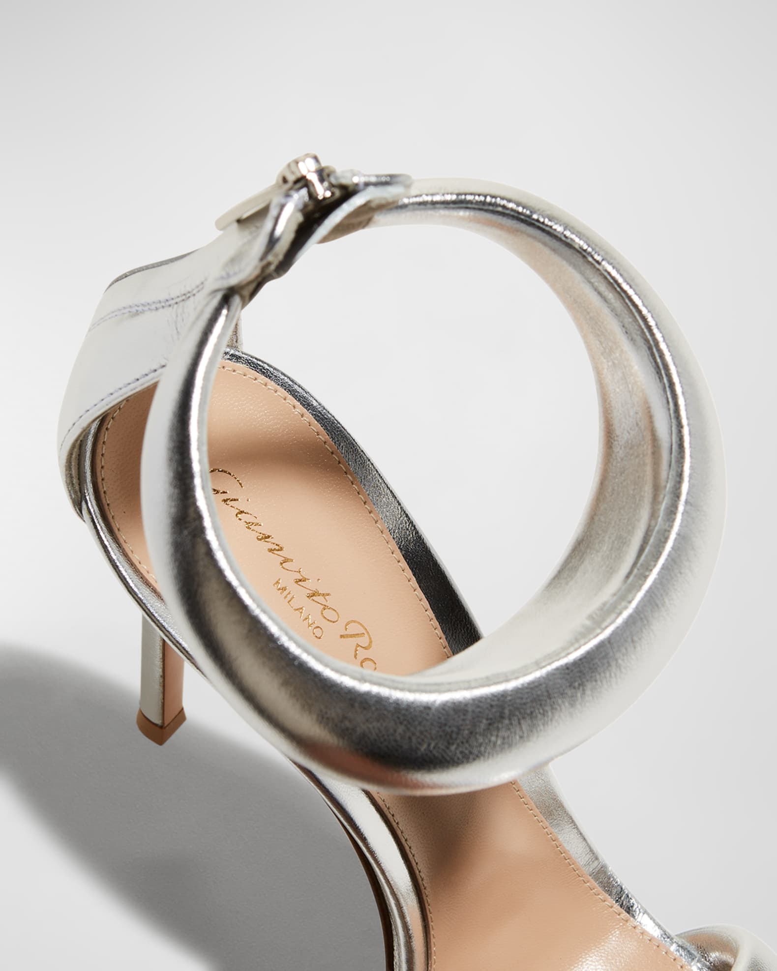 【関税込み】Gianvito Rossi シルバー Bijoux ヒールサンダル レディース・ラグジュアリーサンダル| Gianvito Rossi
