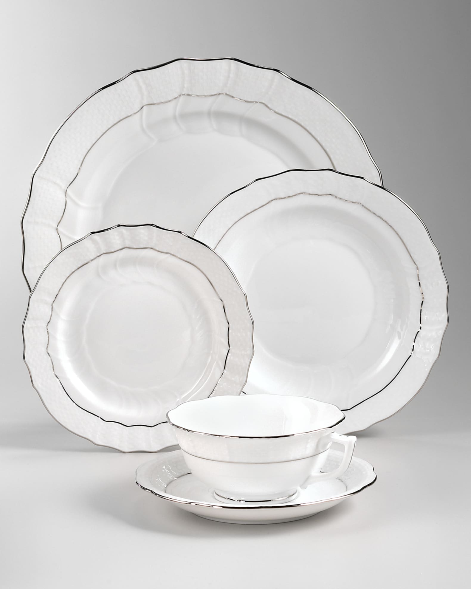 Platinum Edge Dinner Plate 1