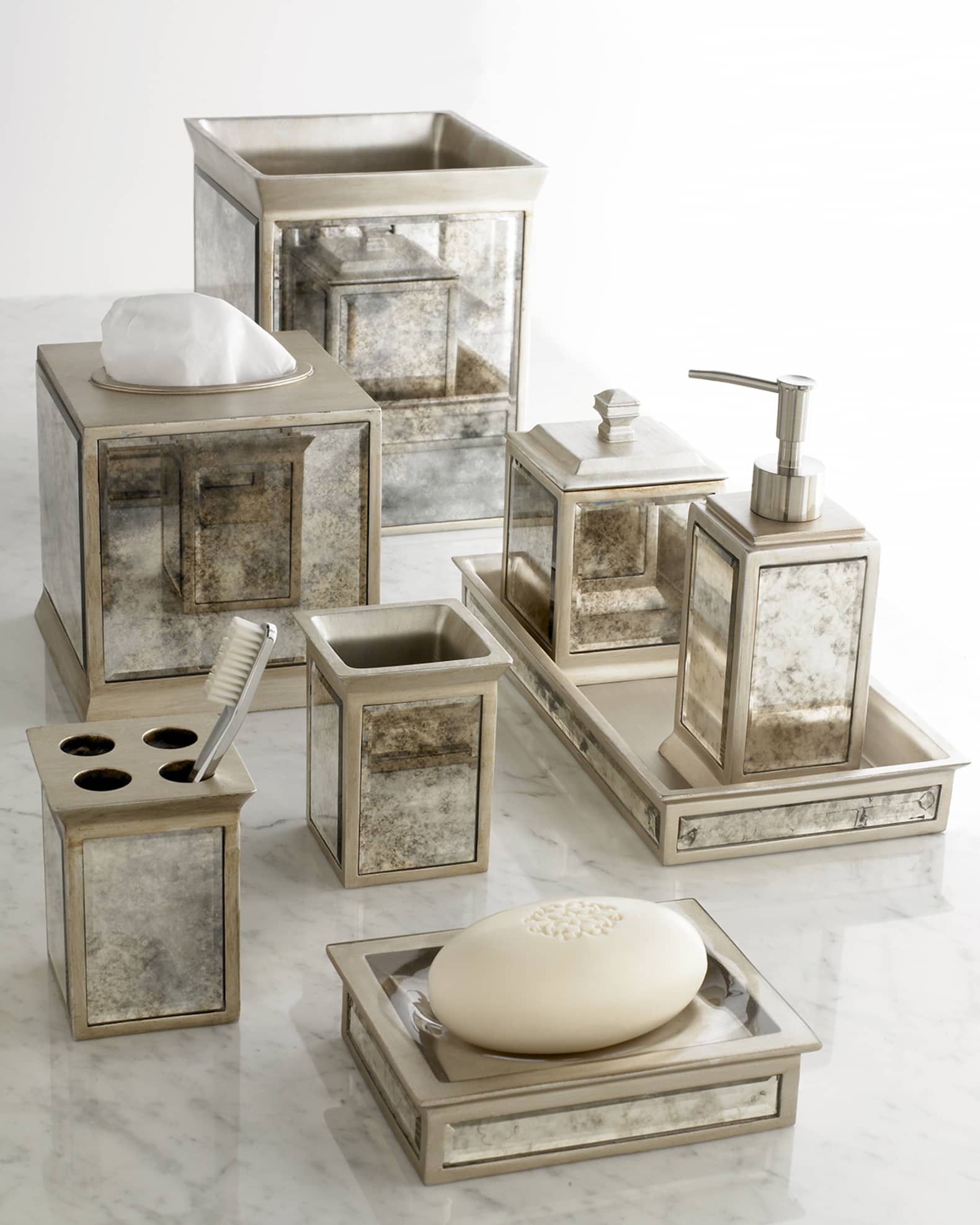 Palazzo Vintage Wastebasket 1