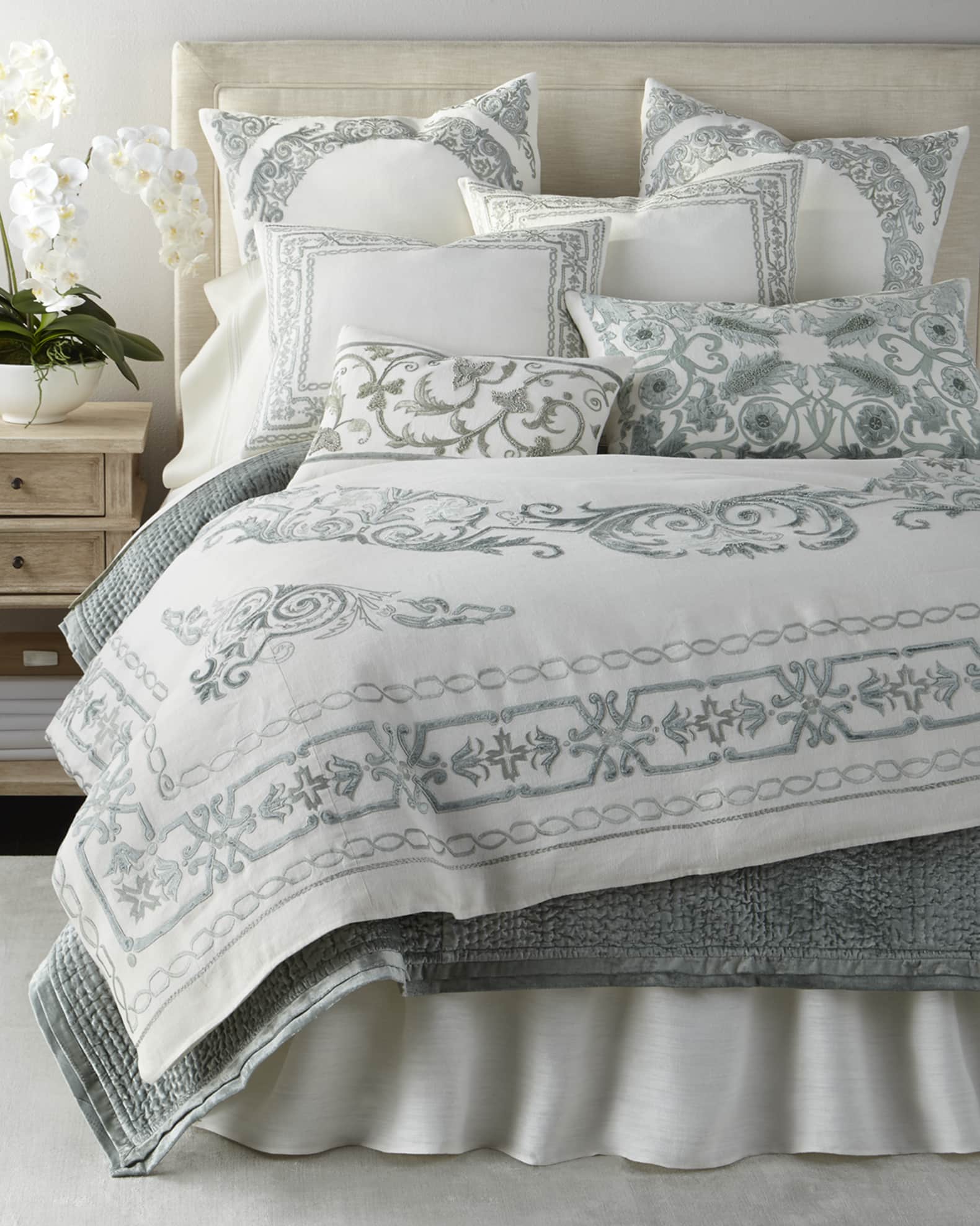 Aleksi Pick-Stitch Coverlet 1