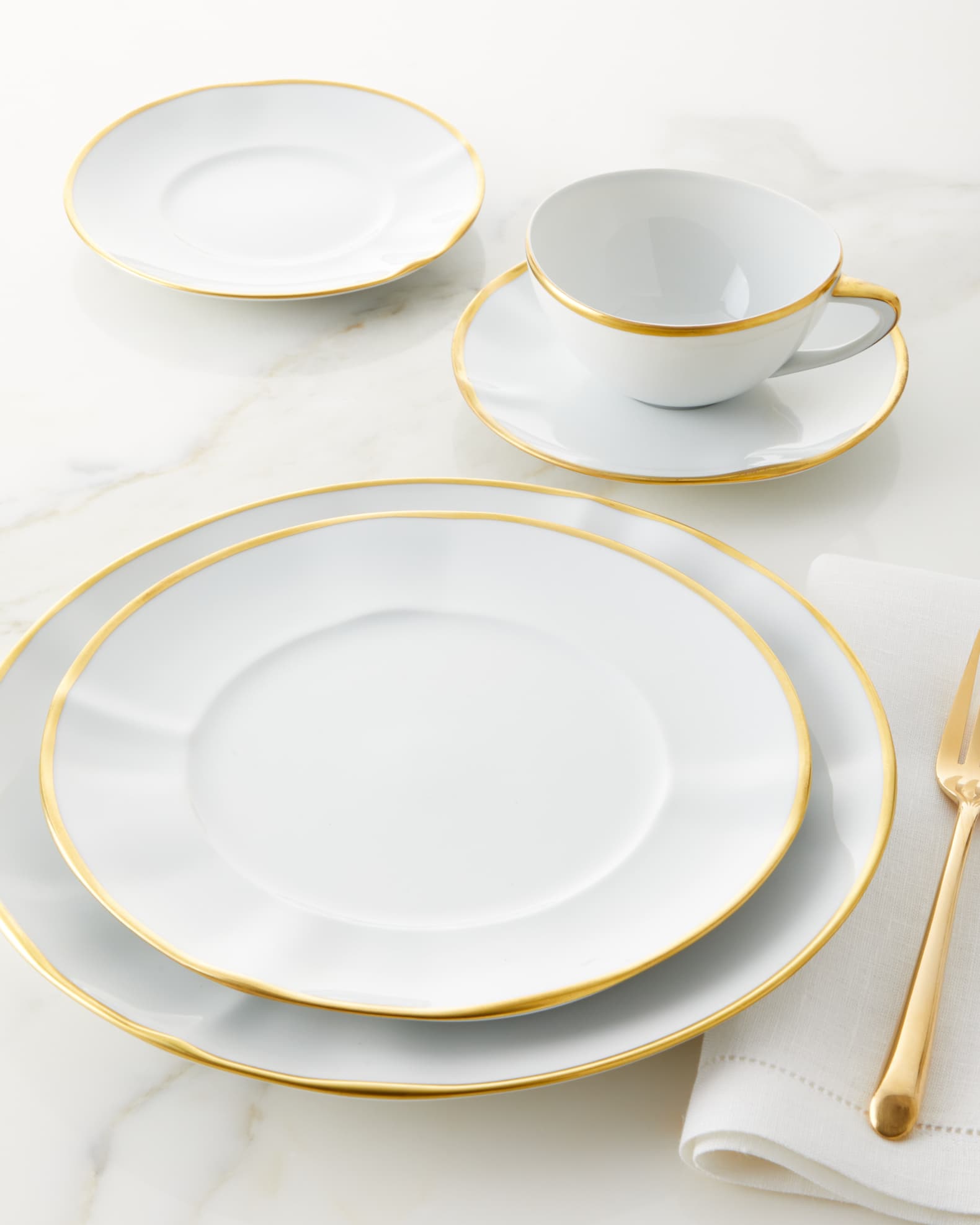 "Simply Elegant" Rim Soup Bowl 1
