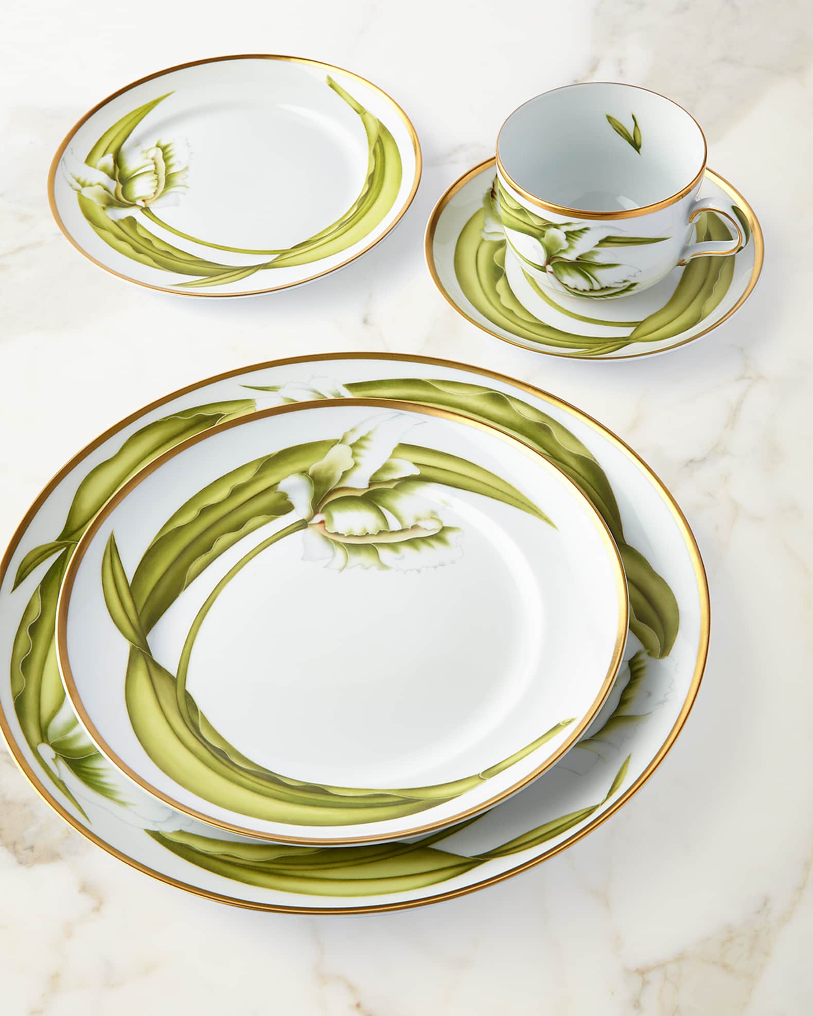 White Tulips Dinner Plate 1