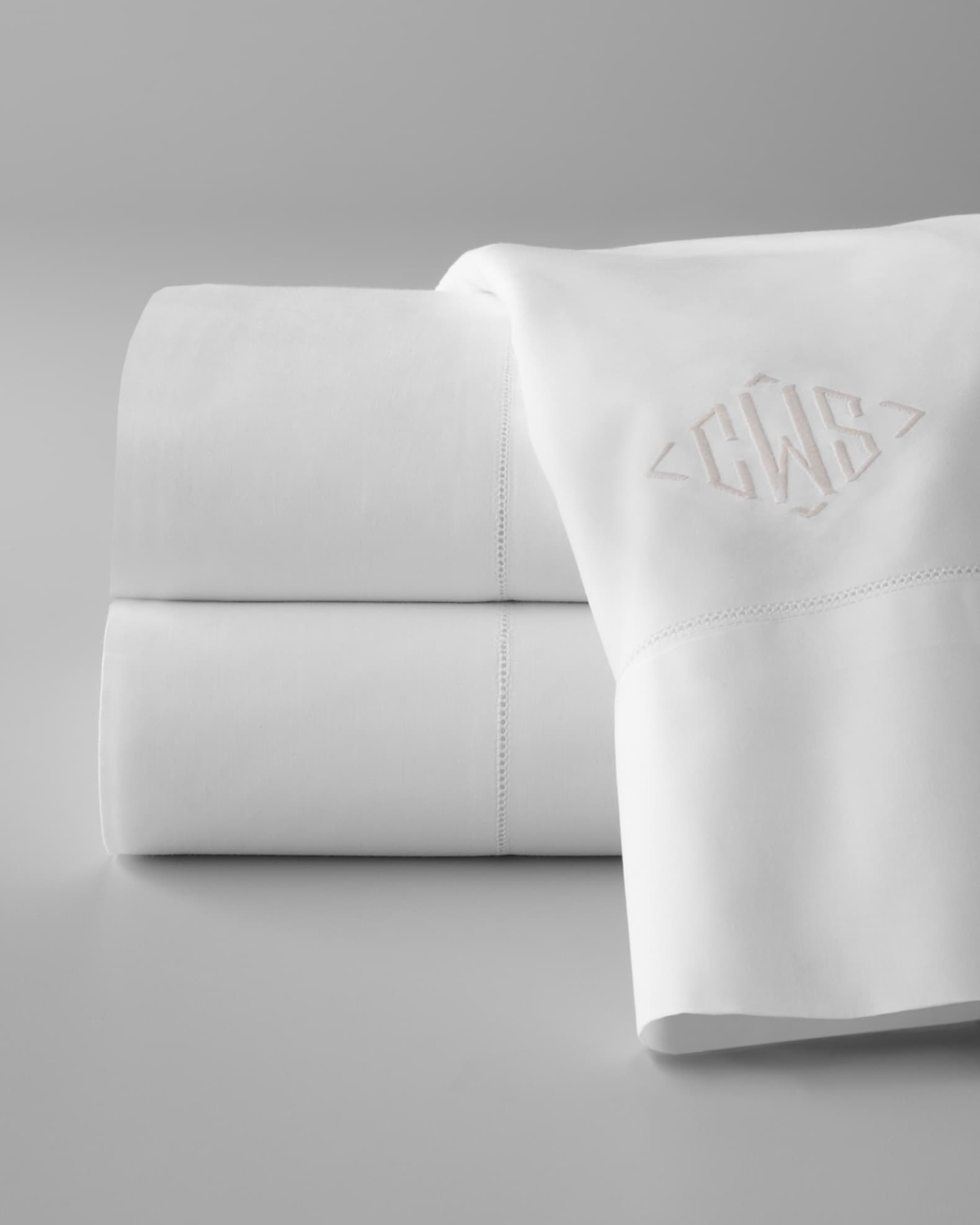 Queen Sierra 350 Thread Count Fitted Sheet 1