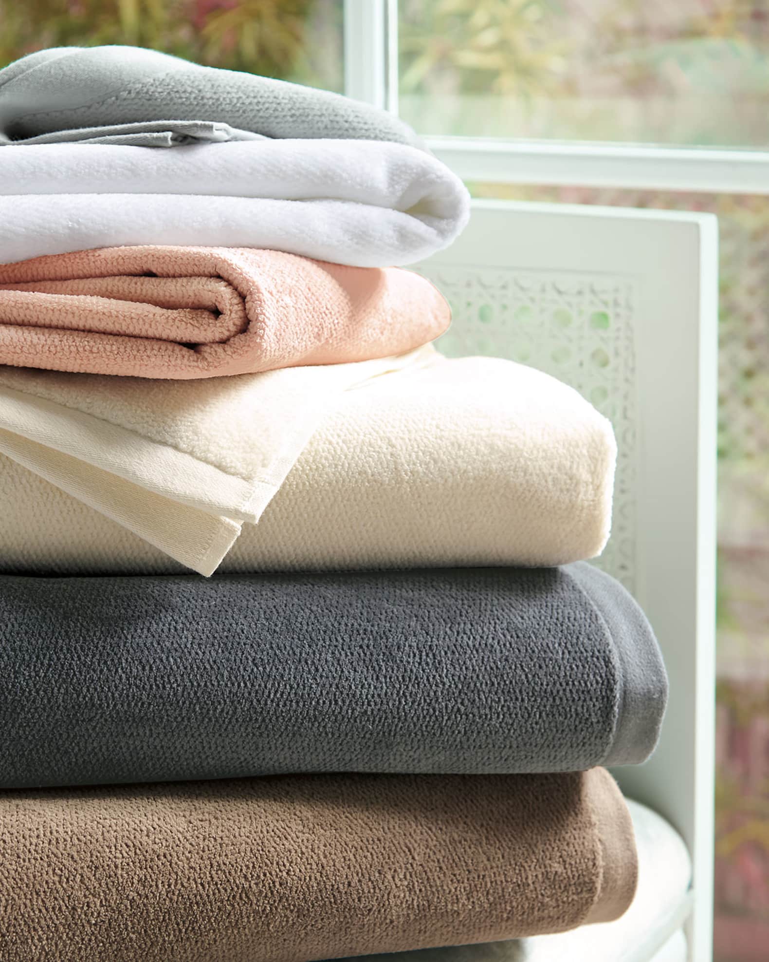 Canedo Bath Towel 1