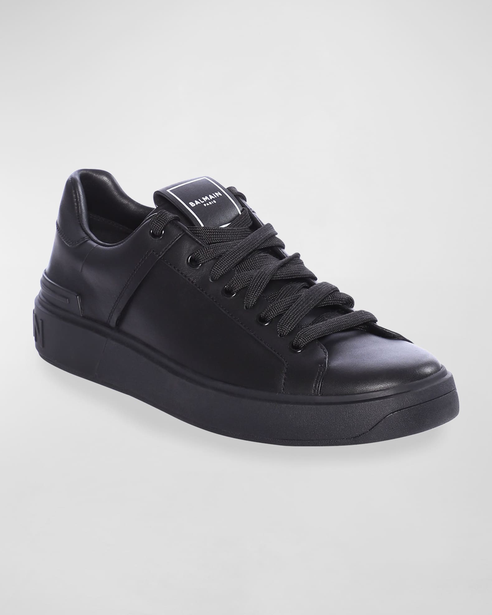 【送料&関税込】Balmain b-court Low-top Sneakers Balmain Men's B-Court Leather Low-Top Sneakers | Neiman Marcus