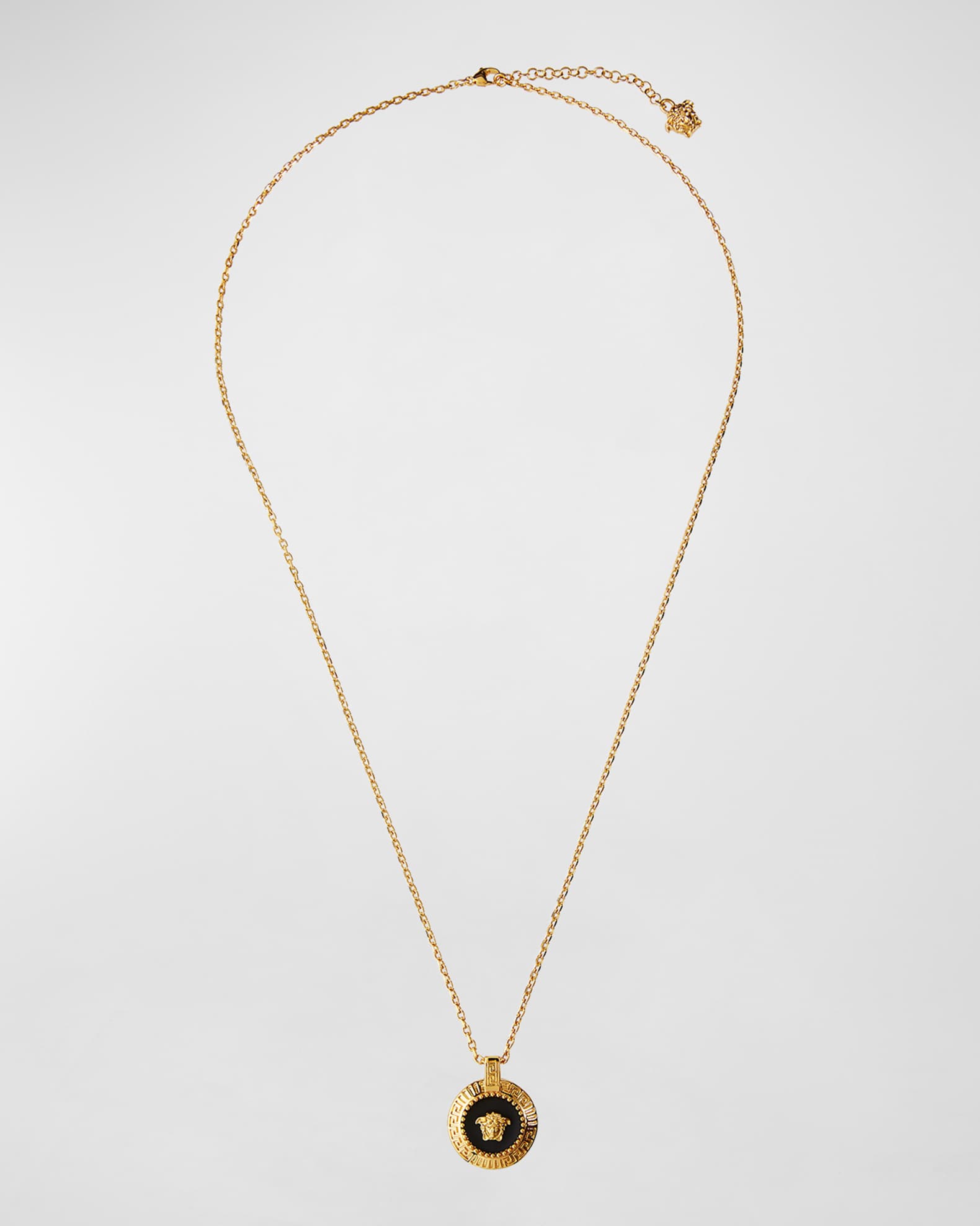 Medusa pendant necklace versace deals