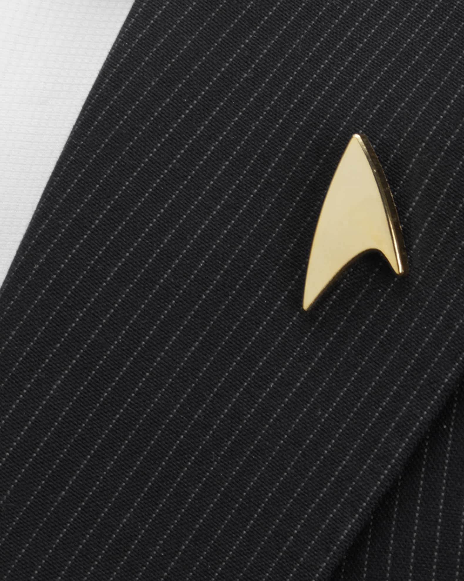 Men's Star Trek Delta Shield Lapel Pin 1