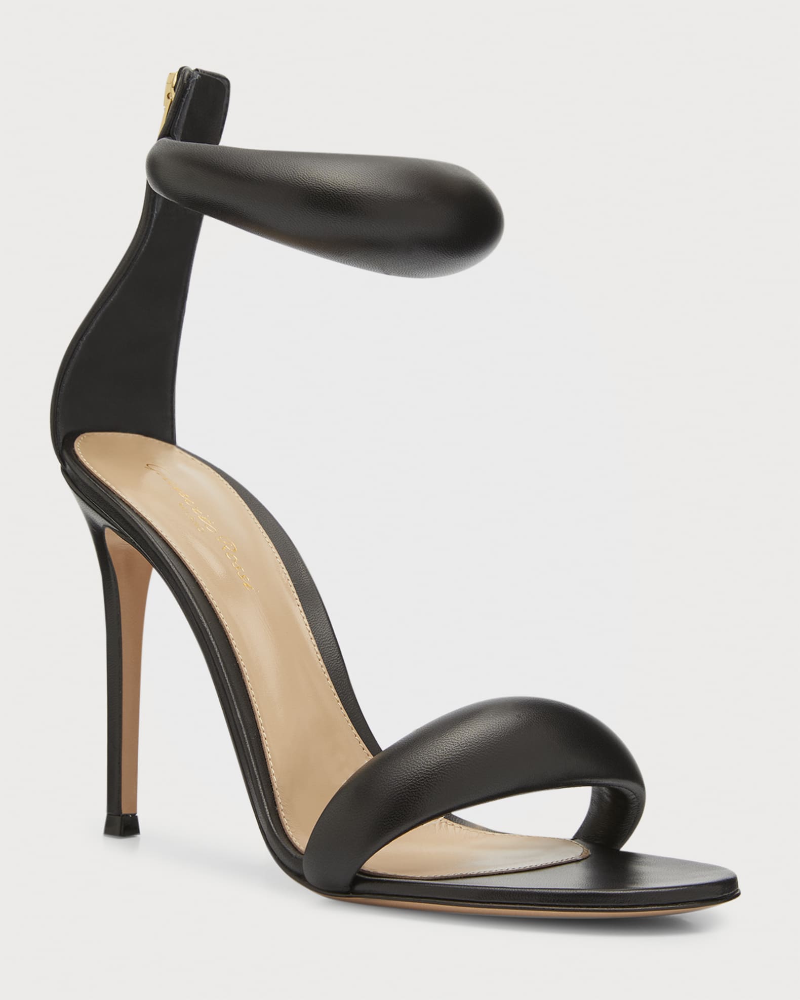 【関税&送料込】Gianvito Rossi Bijoux Nappa Flat Sandals Gianvito Rossi - Get new-season ready with a flat Bijoux