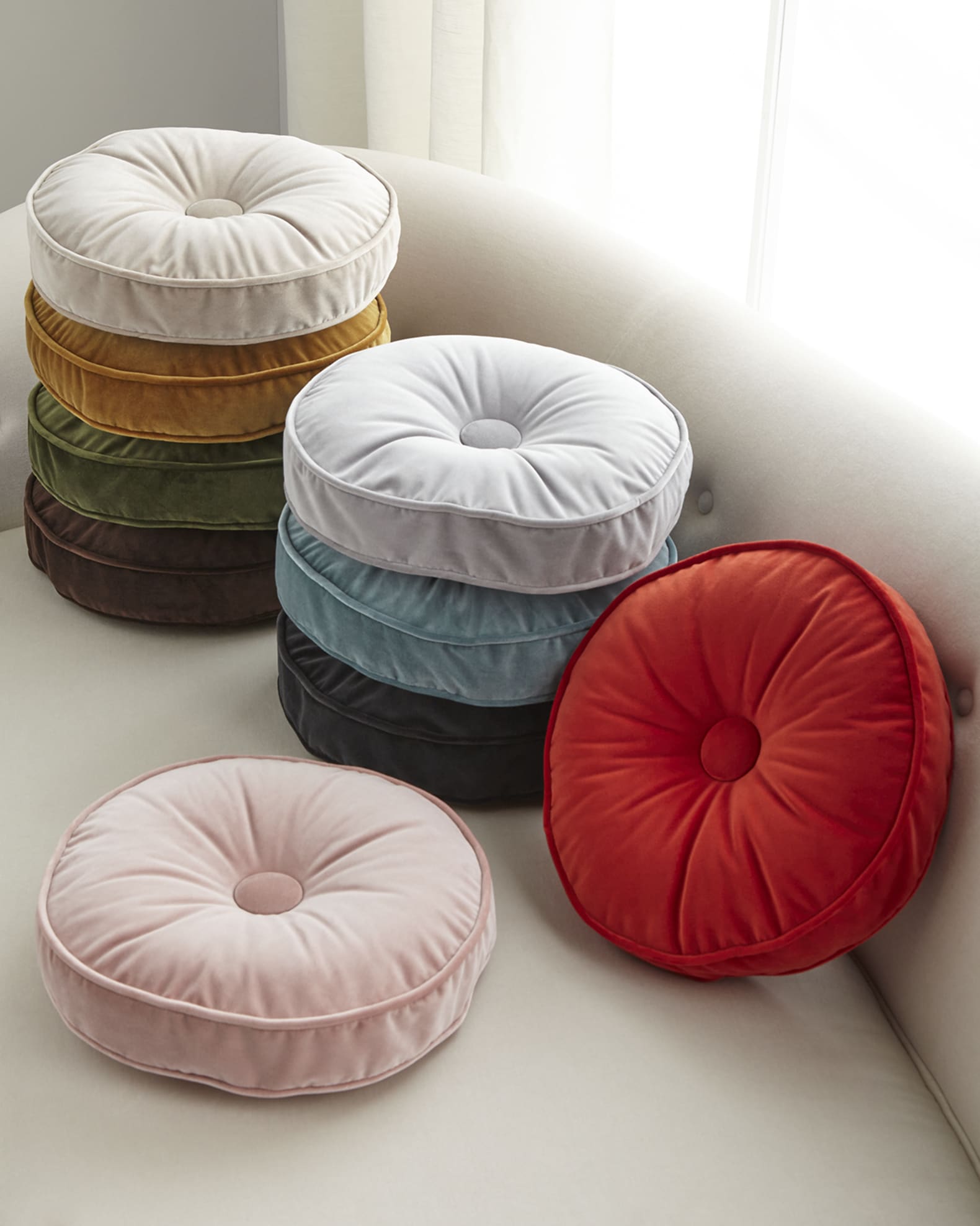 Uma Round Decorative Pillow 0