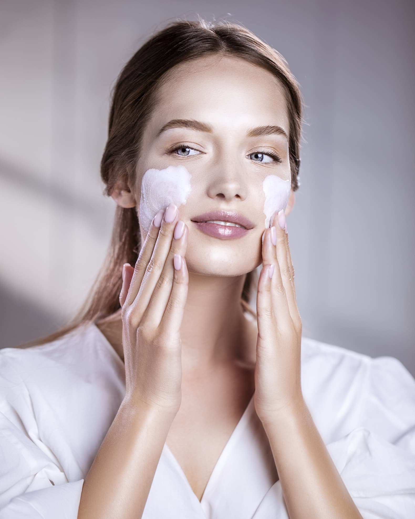 Sisley Paris Phyto-Blanc La Mousse Brightening Cleansing Foam-in