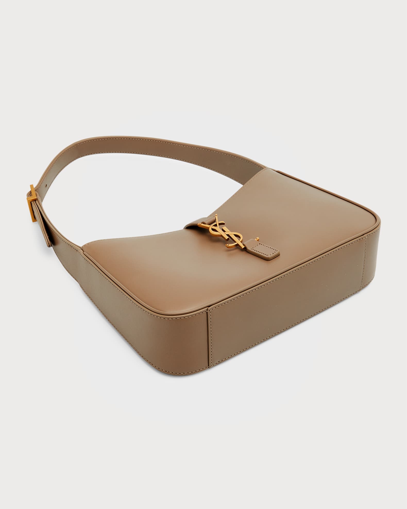 Le 5 A 7 YSL Shoulder Bag in Smooth Leather 1
