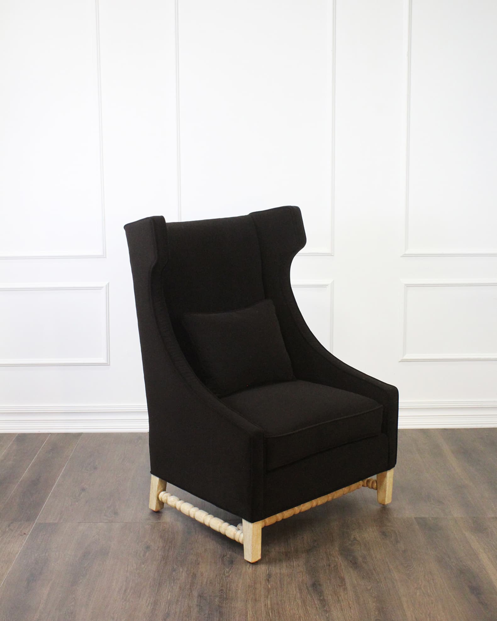 Beverly Wing Chair 0