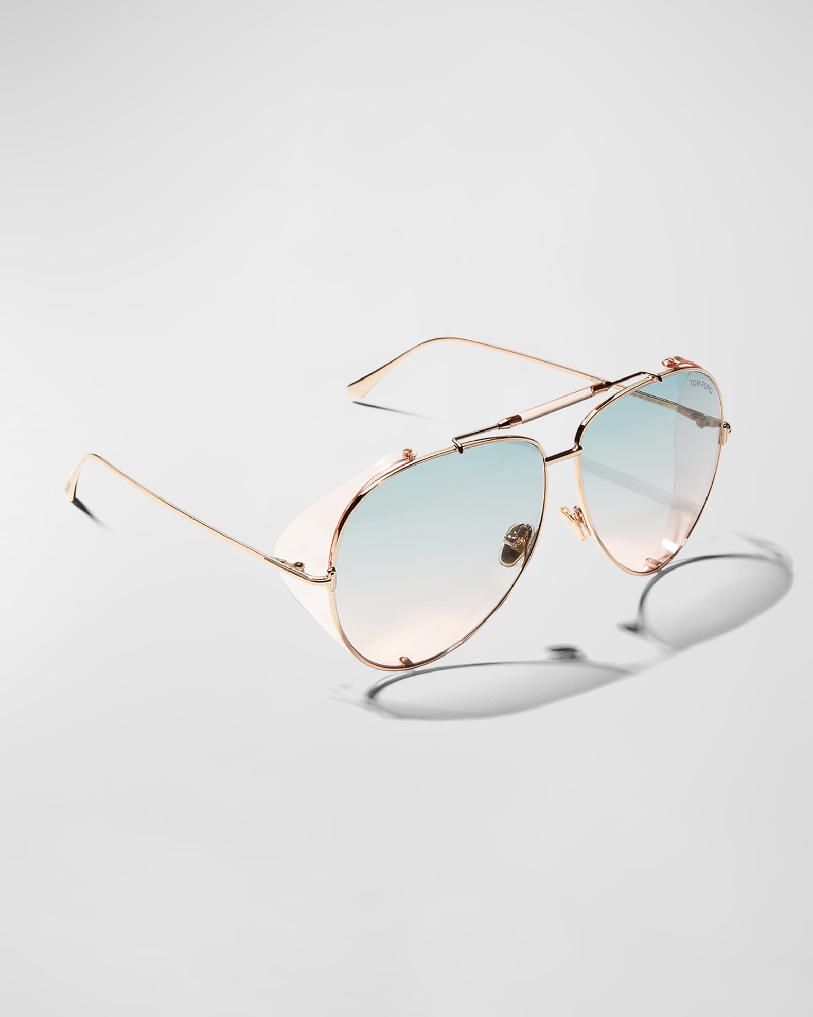 Arriba 30+ imagen tom ford sunglasses with side shields