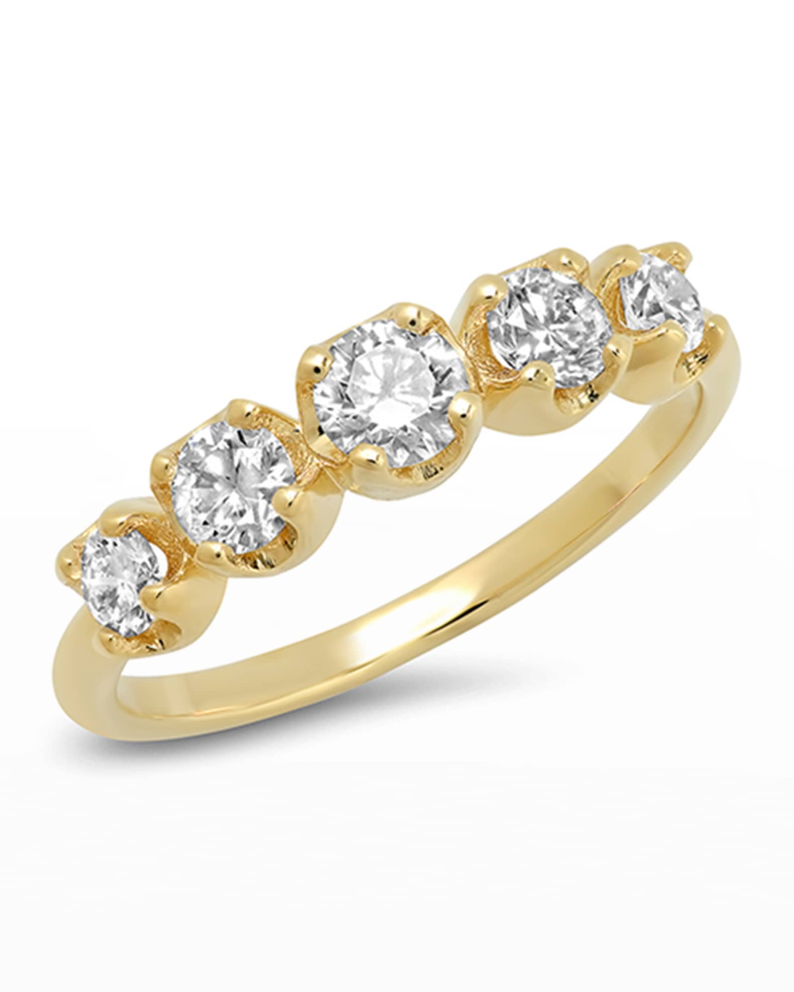 18k Gold Graduated Diamond Ring, Size 6.5 0