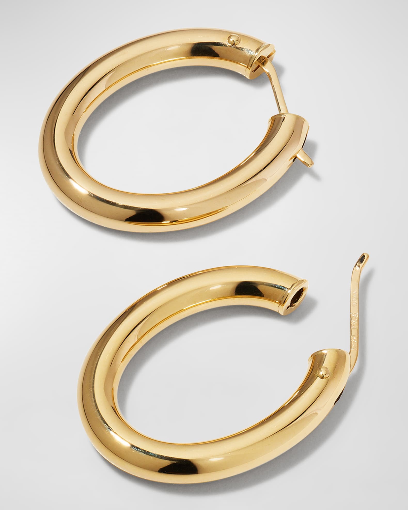 Roberto Coin Everyday Gold Oval Hoop Earrings, Medium | Neiman Marcus
