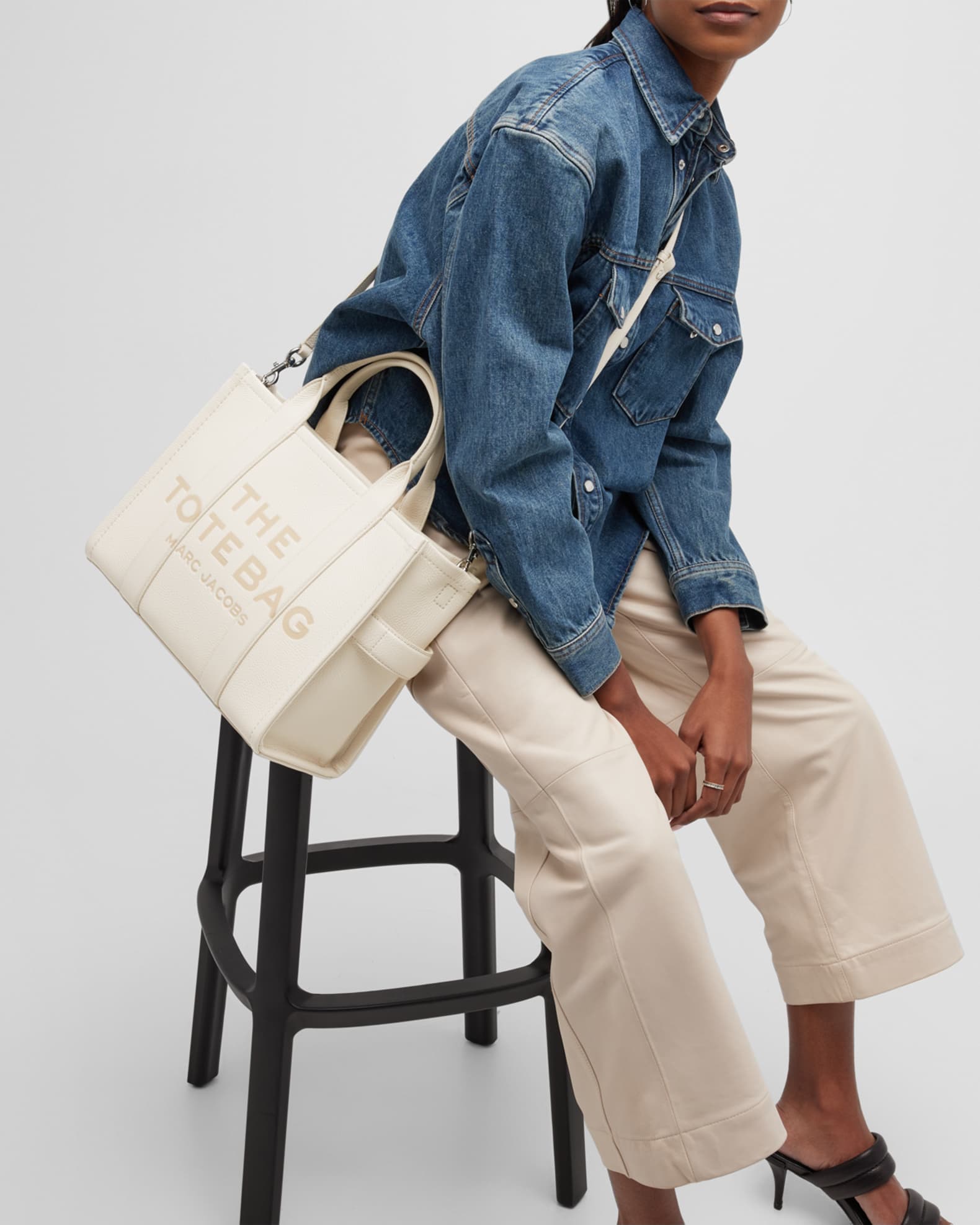 Marc Jacobs The Leather Medium Tote Bag | Neiman Marcus
