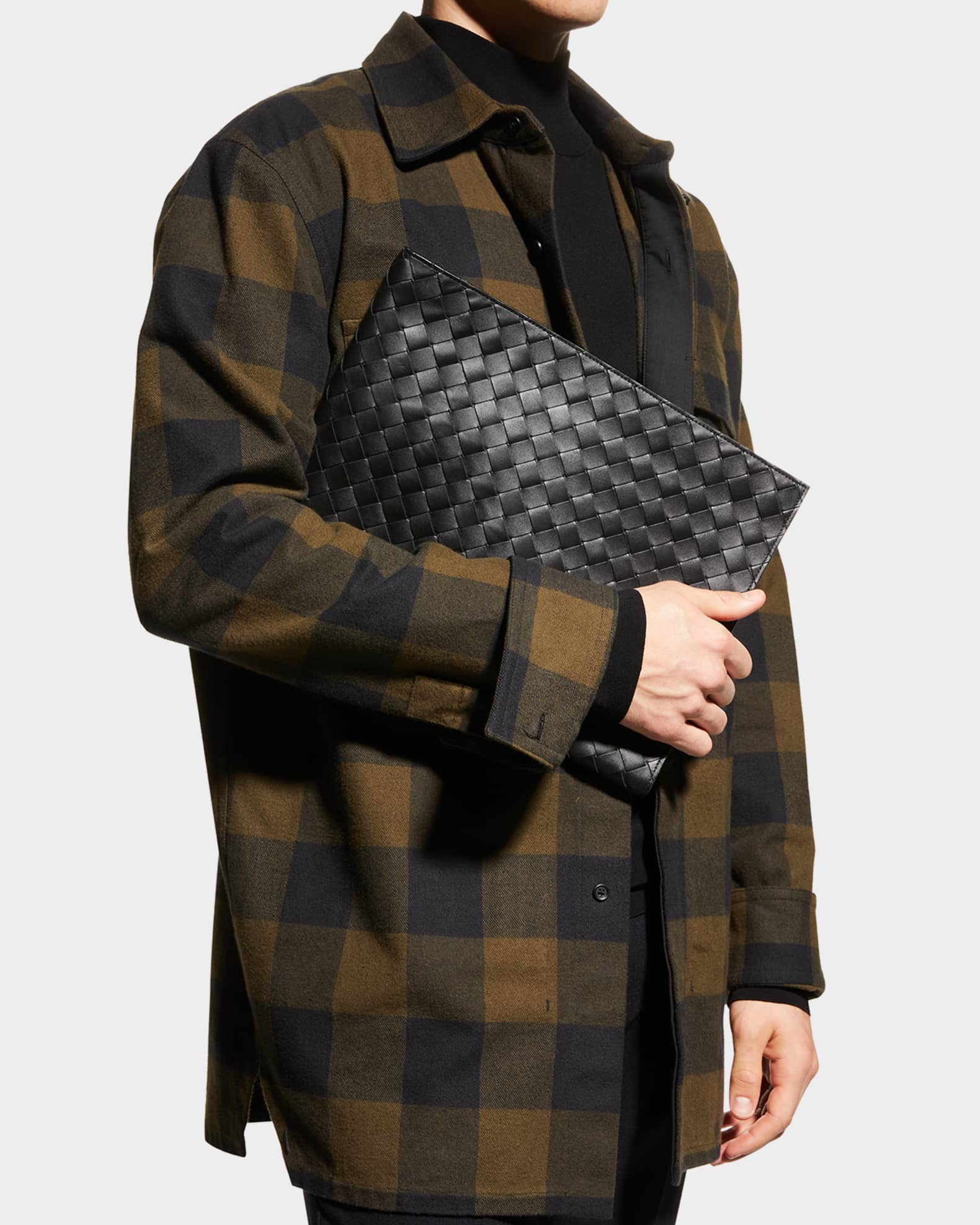 Men's Intrecciato Leather Wallet 1