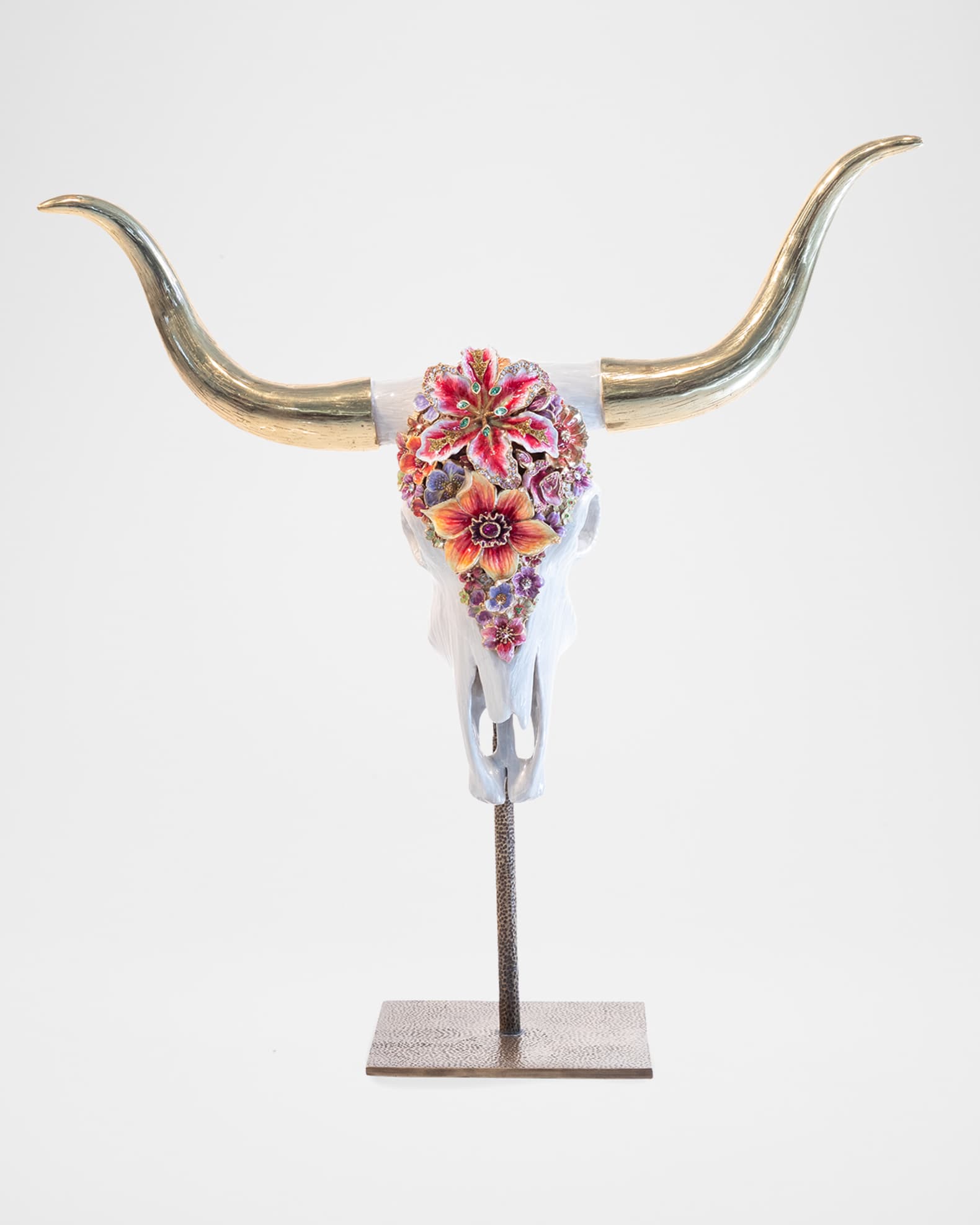 Mounted Longhorn Skull With Flowers Objet 0
