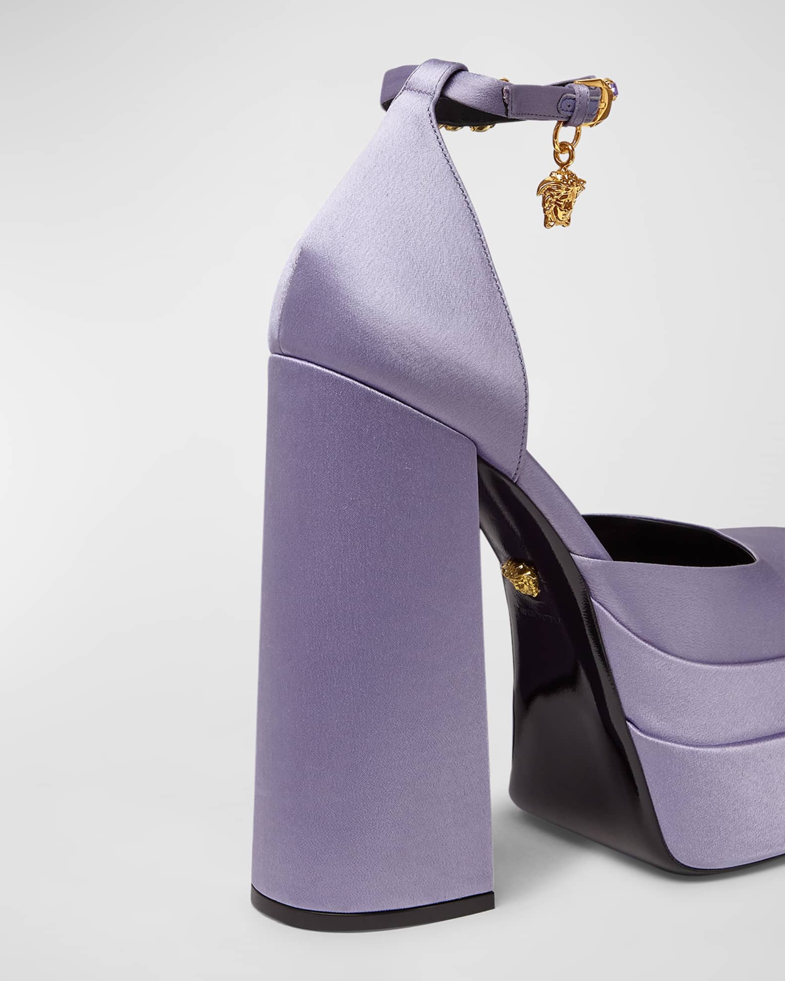 medusa aevitas platform sandals
