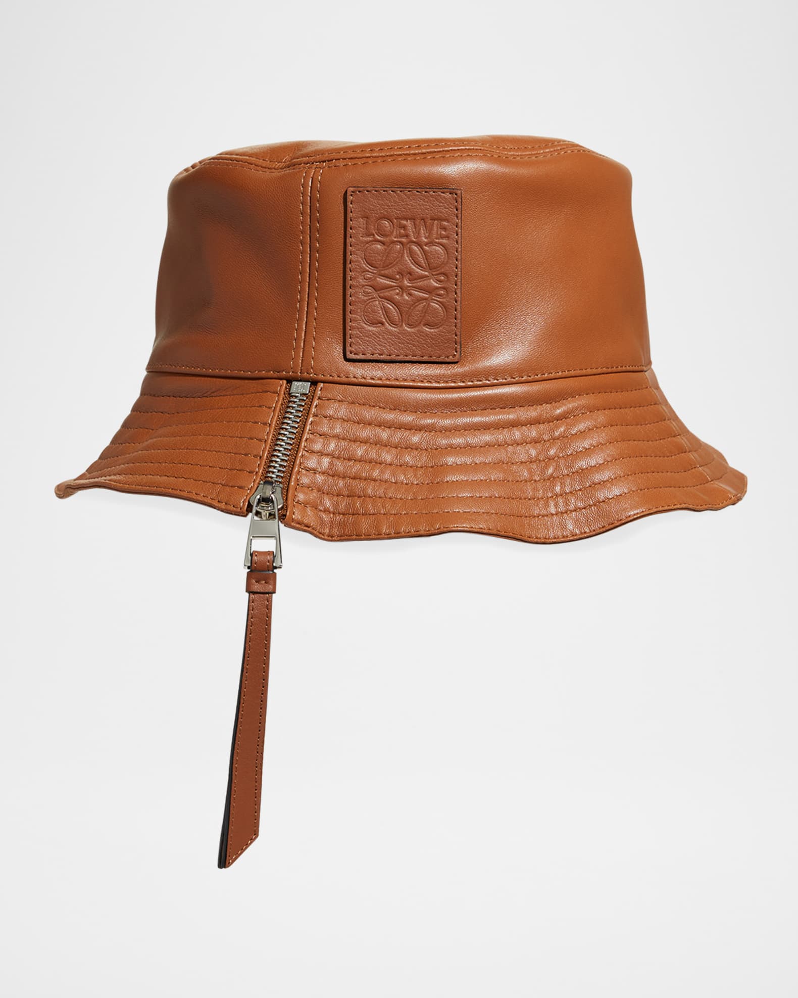 LOEWE フィッシャーマンバケットハット 59 Loewe Fisherman Zip Leather Bucket Hat | Neiman Marcus