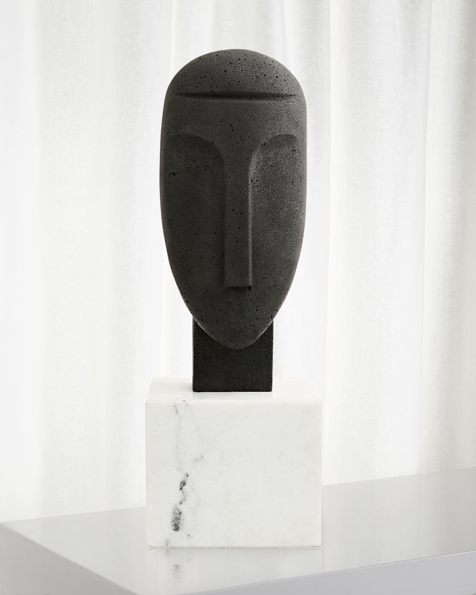 Isa Sculpture 0