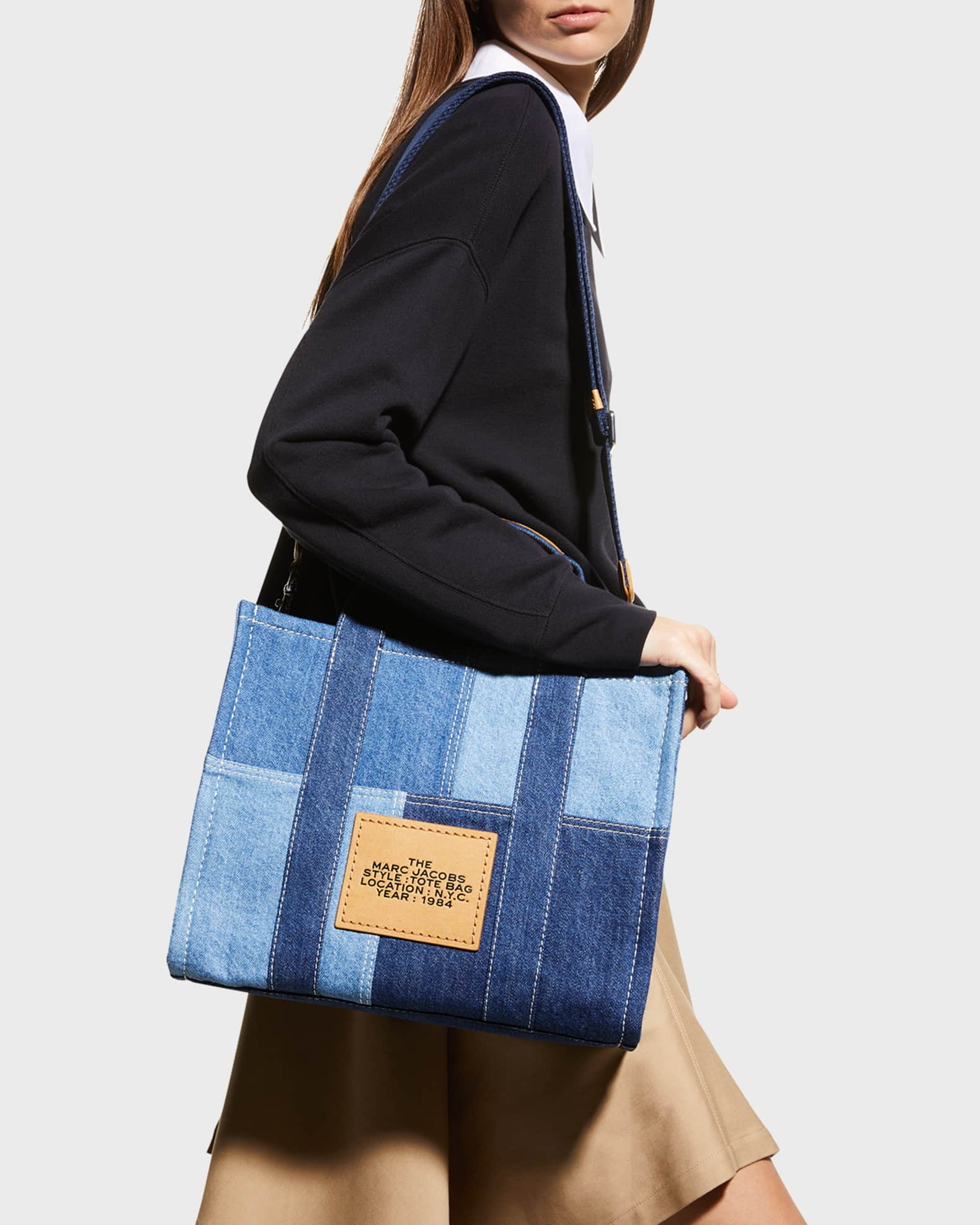 The Tote Bag of Marc Jacobs - Blue jean bag with patchwork design, handles  and shoulder strap for women