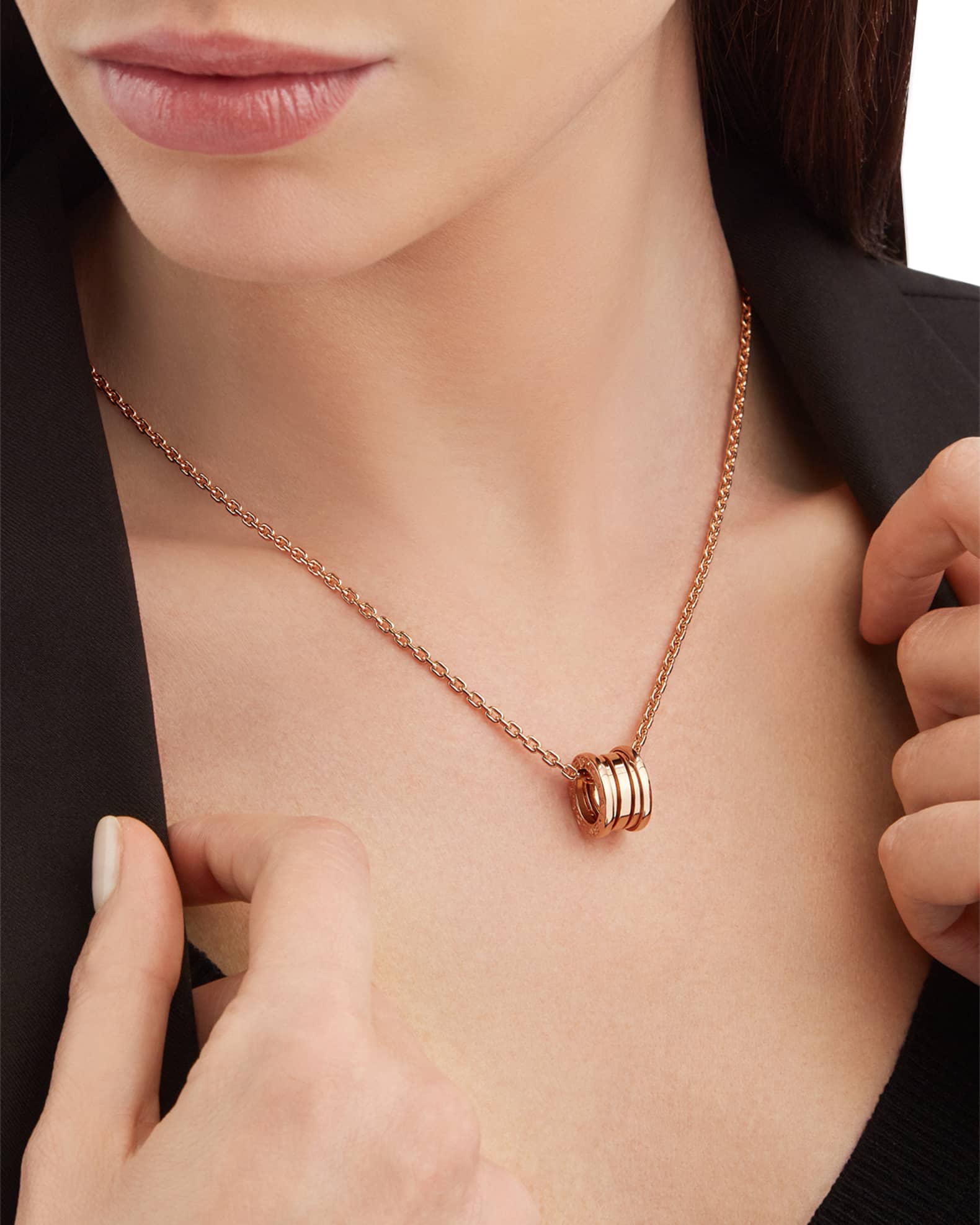 Bvlgari necklace rose gold hotsell