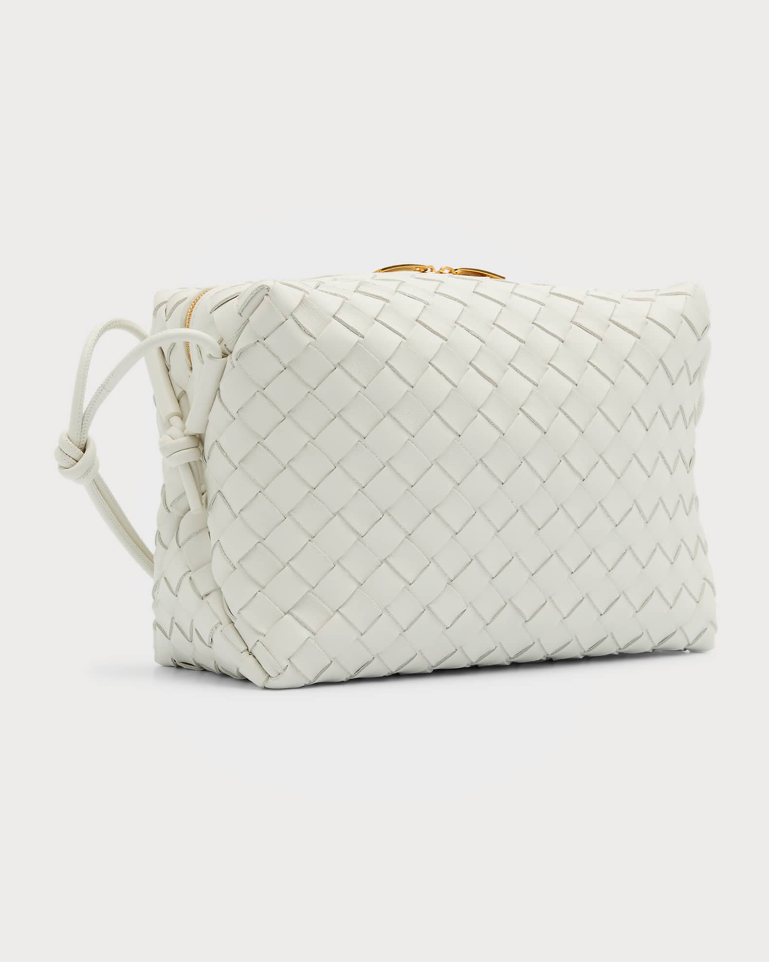 【関税込み】BOTTEGA VENETA INTRECCIATO スモール クロスバッグ Bottega Veneta Medium Loop Camera Bag | Neiman Marcus