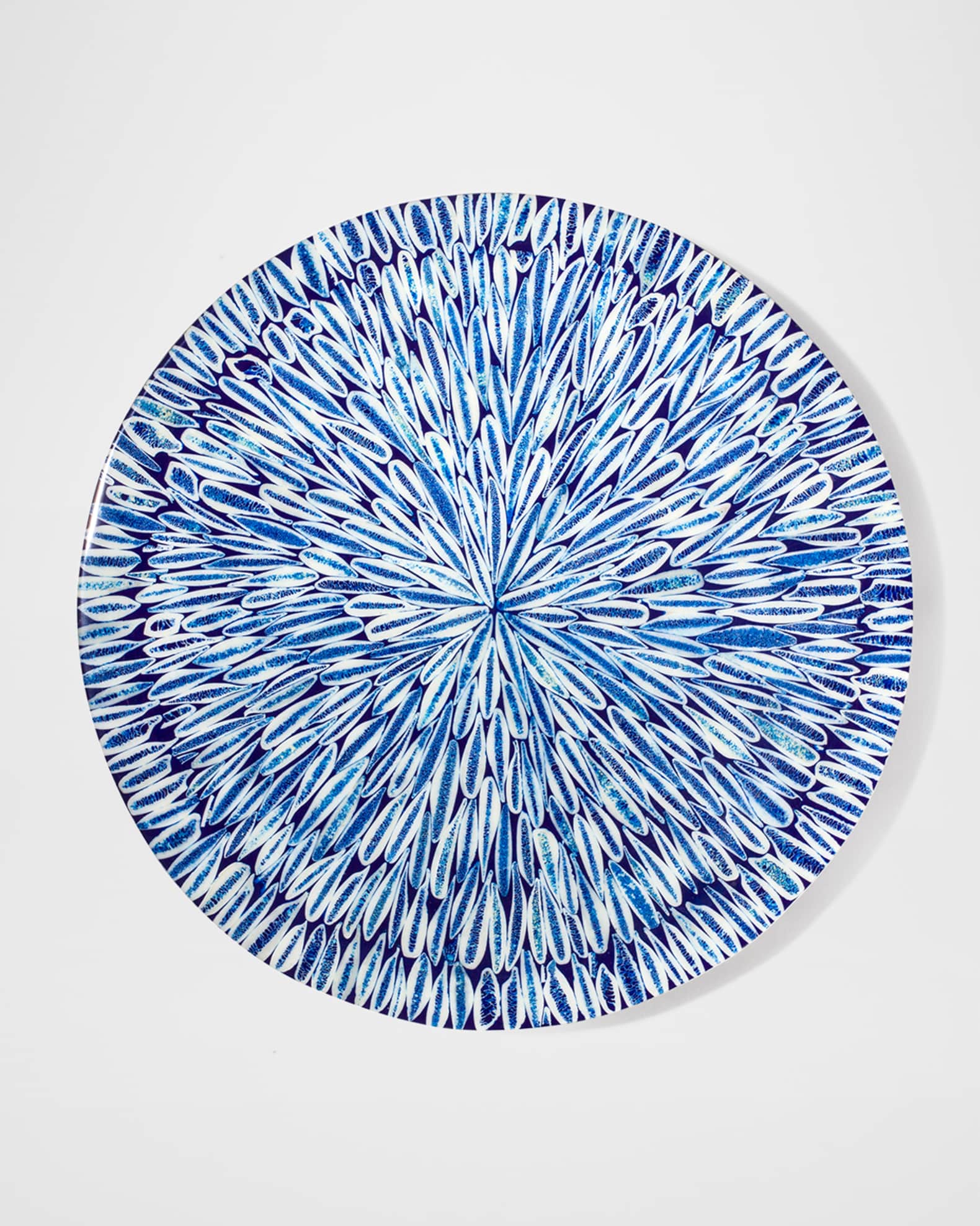 Blue Almendro Round Centerpiece 0