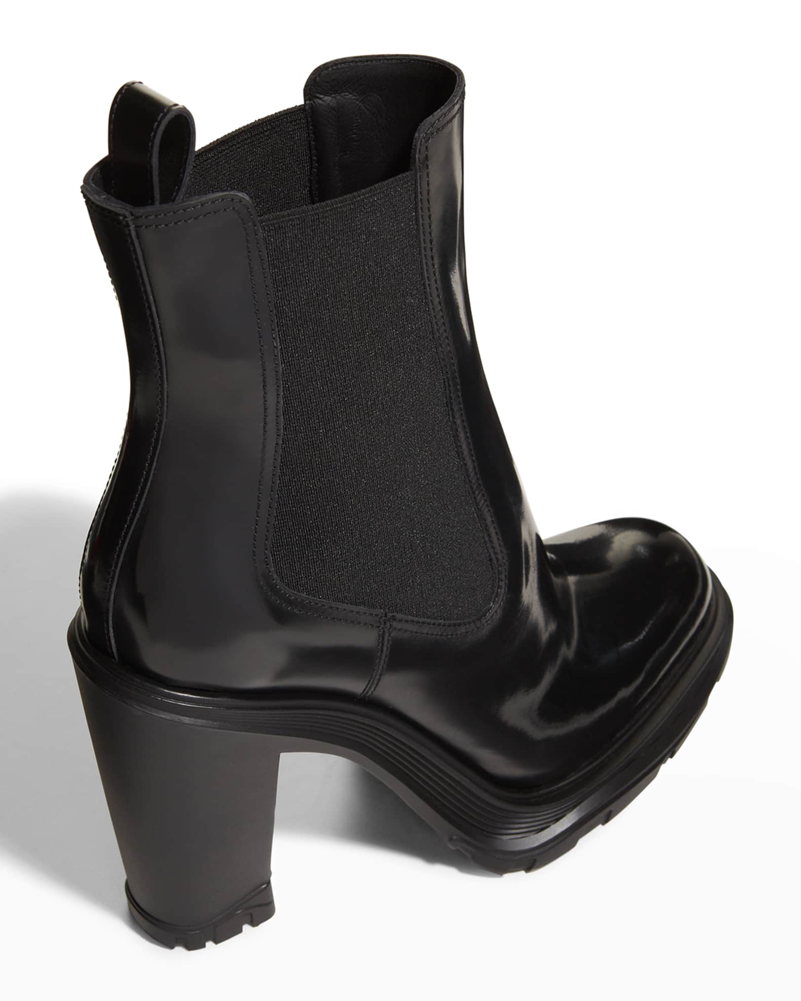 alexander mcqueen tread chelsea boots