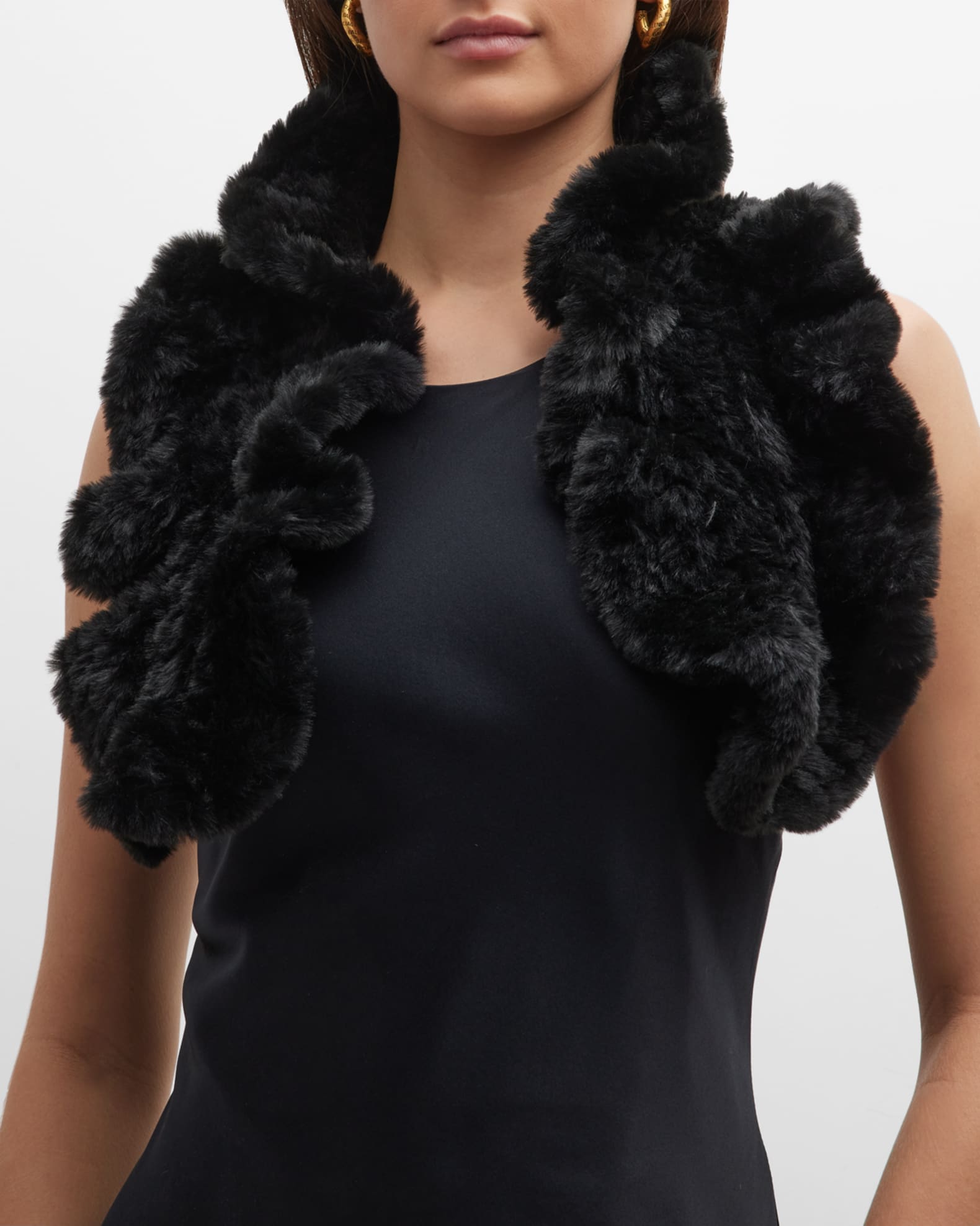 Softly | Black Faux Fur Pull-Through Shawl