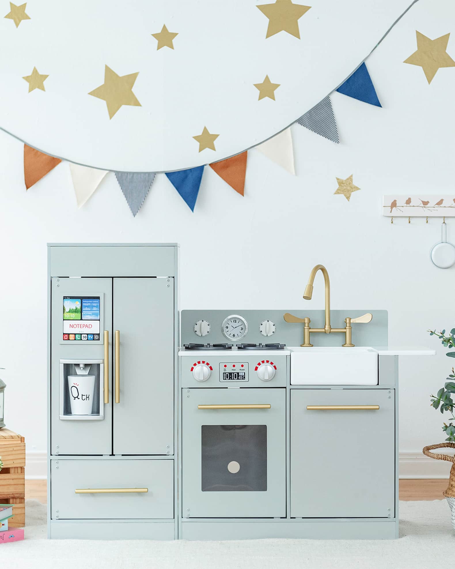 Teamson Kids Little Chef Charlotte Wooden Play Kitchen, Gray/Gold 0