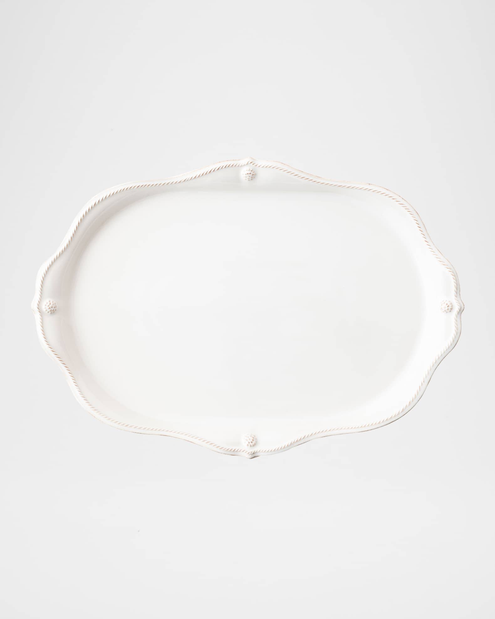 Berry & Thread Challah Board - Whitewash 1