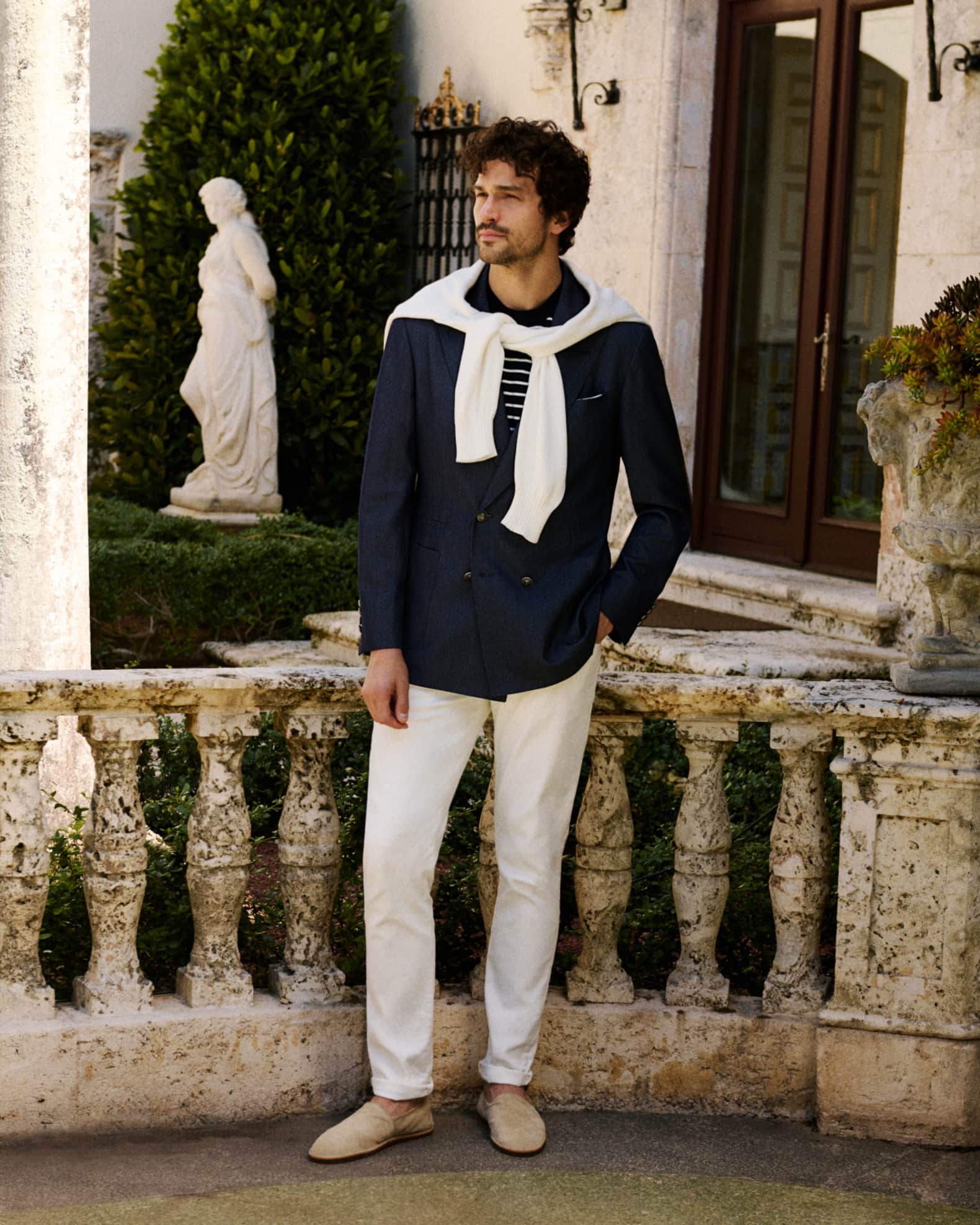 デニム・ジーパン Brunello Cucinelli Black Stretch Denim Skinny Jeans Brunello Cucinelli Men's Bull Denim Skinny-Fit Pants