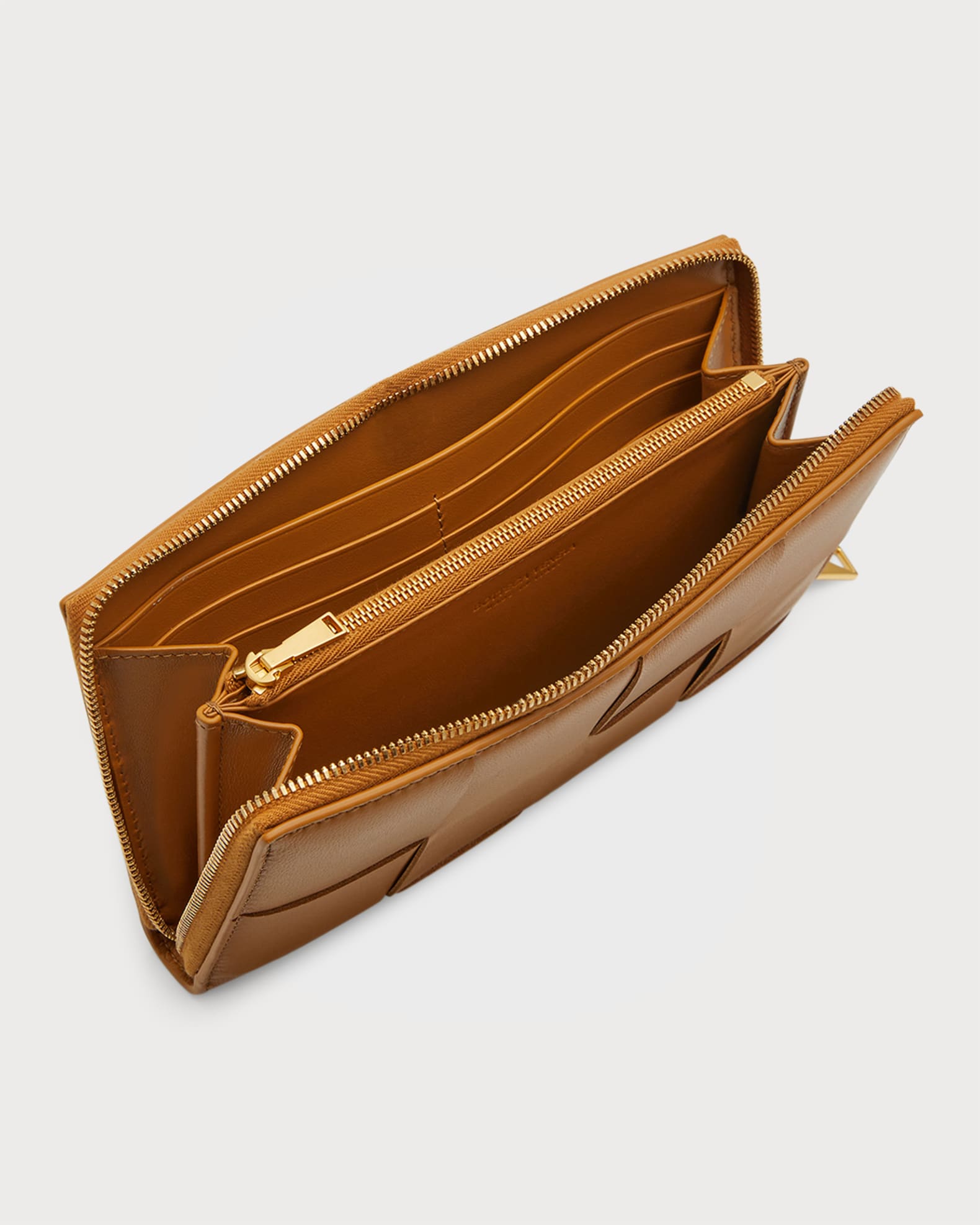 【BOTTEGA VENETA】CASSETTE ZIP AROUND WALLET Bottega Veneta Cassette Zip-Around Wallet | Neiman Marcus
